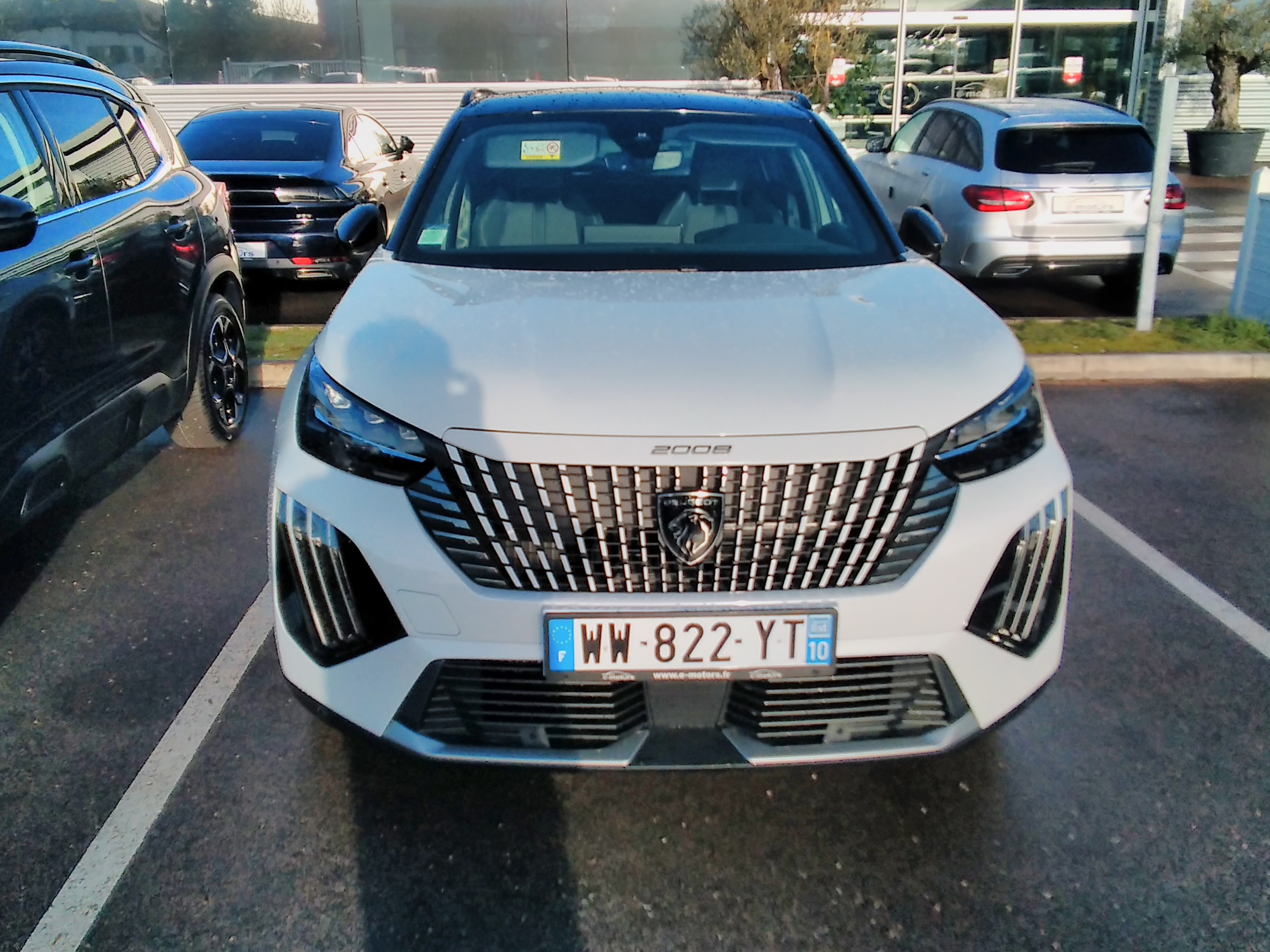 Avis-mandataire-auto-Emotors-Peugeot-2008-Puretech-130-eat8-gt-plus-gps.