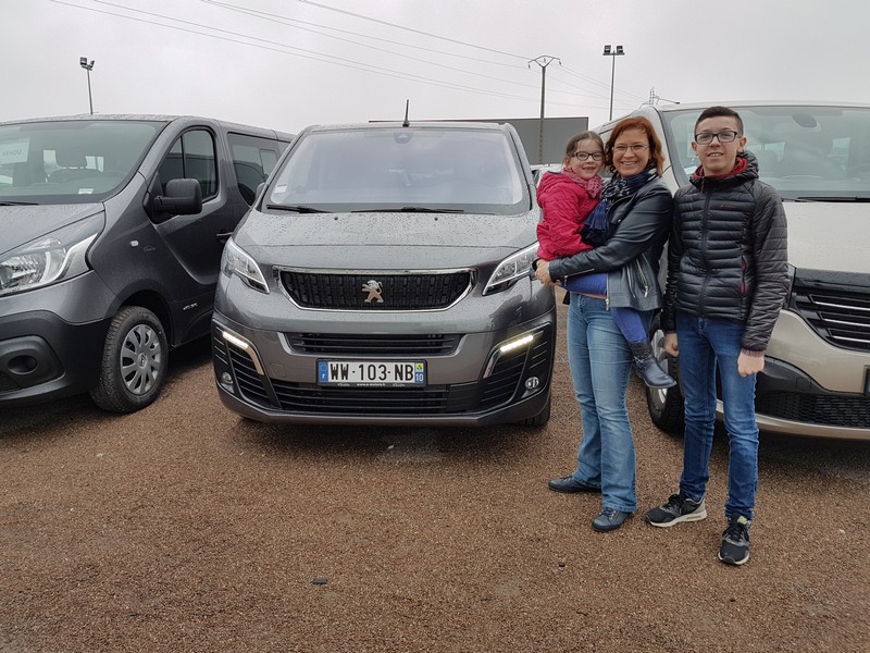 Avis-mandataire-auto-Emotors-Peugeot-Traveller-Standard-1-6-bluehdi-115ch-s-s-bvm6-active-8-places.