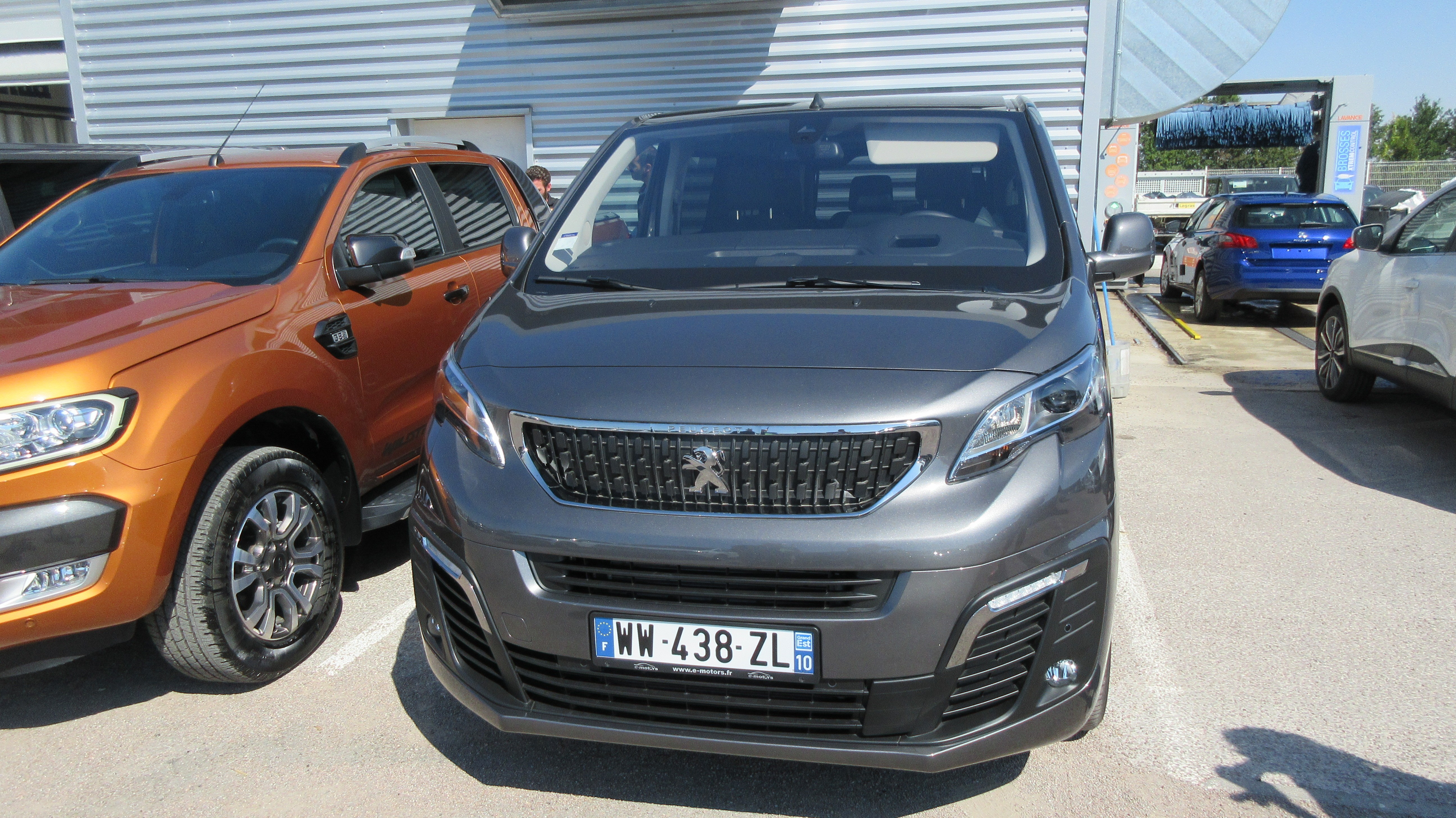 Avis-mandataire-auto-Emotors-Peugeot-Traveller-Long-allure-bluehdi-150-s-s.