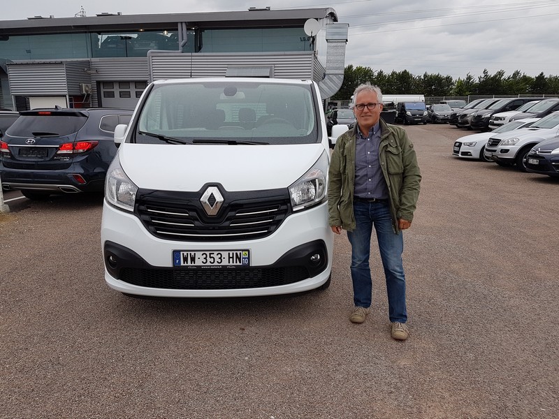 Avis-mandataire-auto-Emotors-Renault-Trafic-combi-Intens-dci-145-energy.