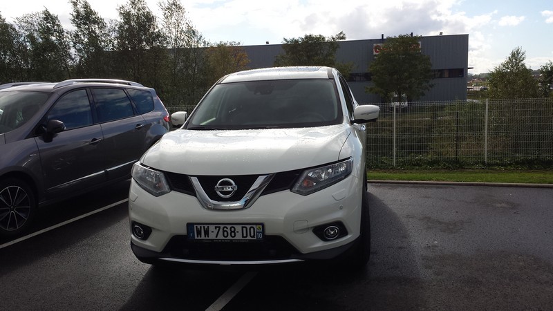 Avis-mandataire-auto-Emotors--Nissan-x-trail-nissan-connect-dci-130-xtronic-4x2-5-places-plus-avm-.
