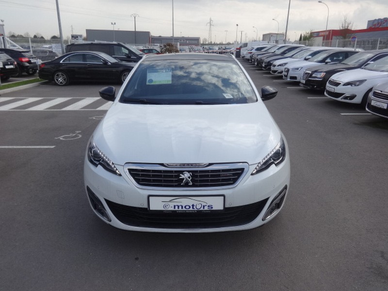 Avis-mandataire-auto-Emotors-Peugeot-308-sw-Gt-line-bluehdi-150-s-s.