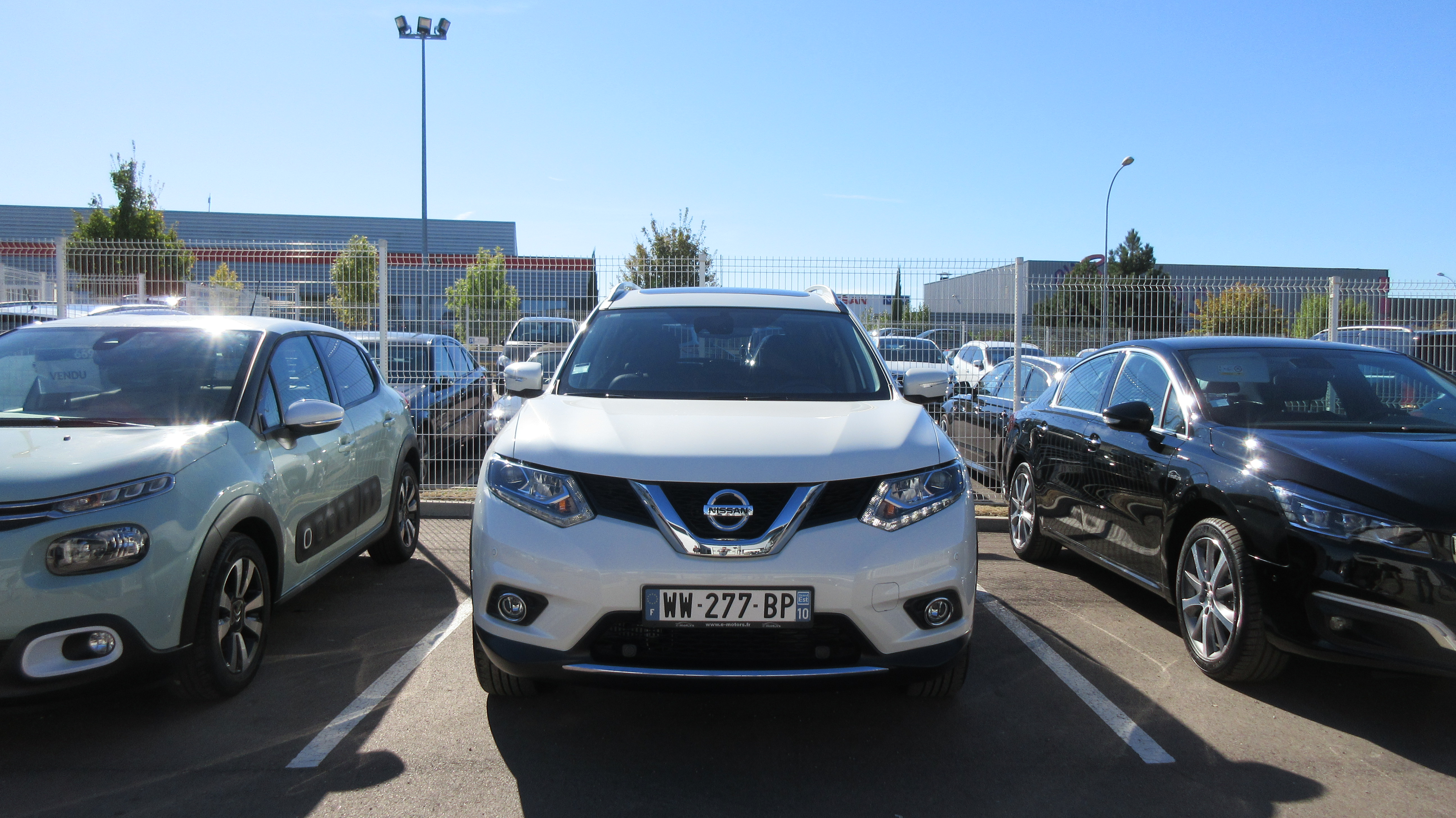 Avis-mandataire-auto-Emotors-Nissan-X-trail-Tekna-dci-177-xtronic-7pl-4x2.