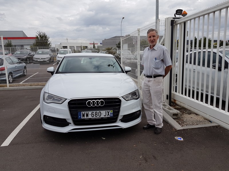Avis-mandataire-auto-Emotors-Audi-A3-berline-Ambition-tdi-110-plus-gps-plus-pack-ext-s-line.