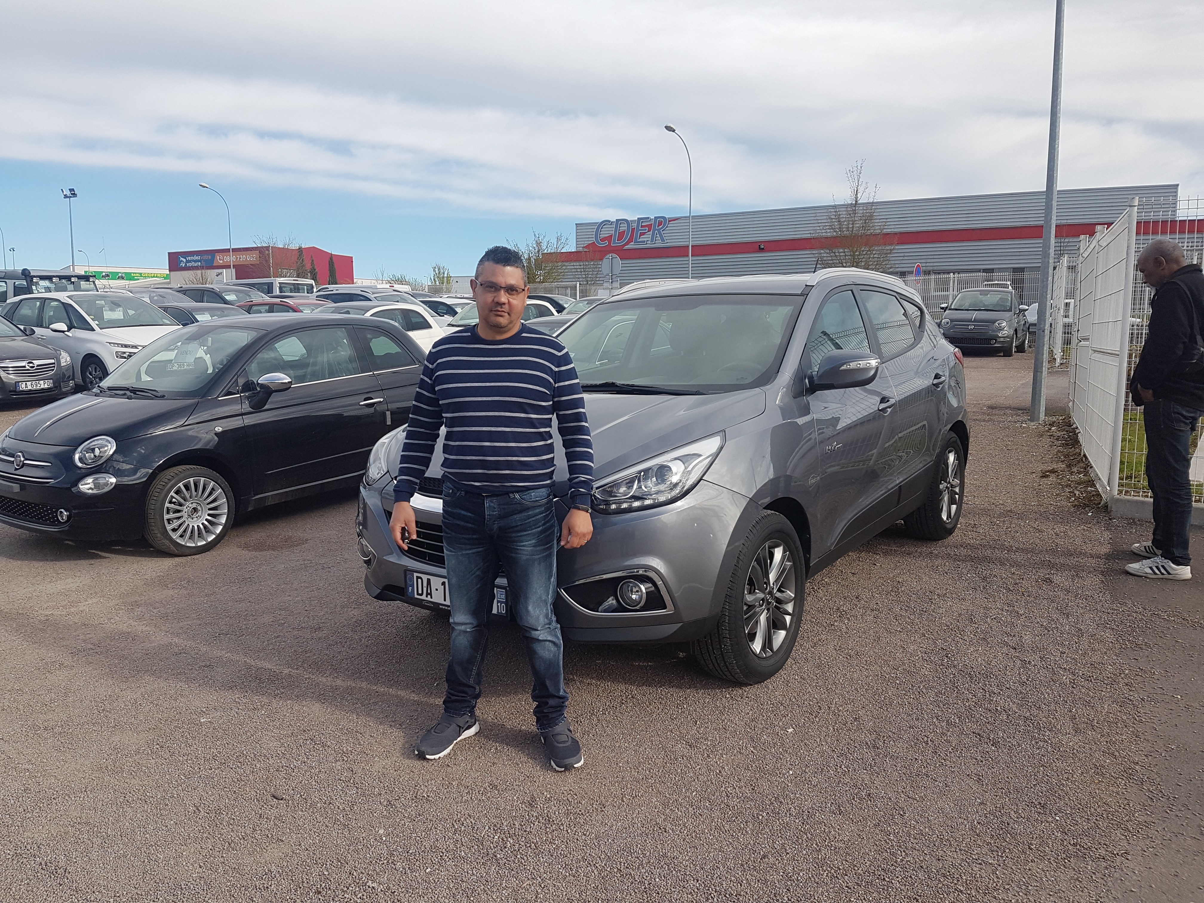 Avis-mandataire-auto-Emotors-Hyundai-Ix35-Pack-sensation-crdi-115-4x2.
