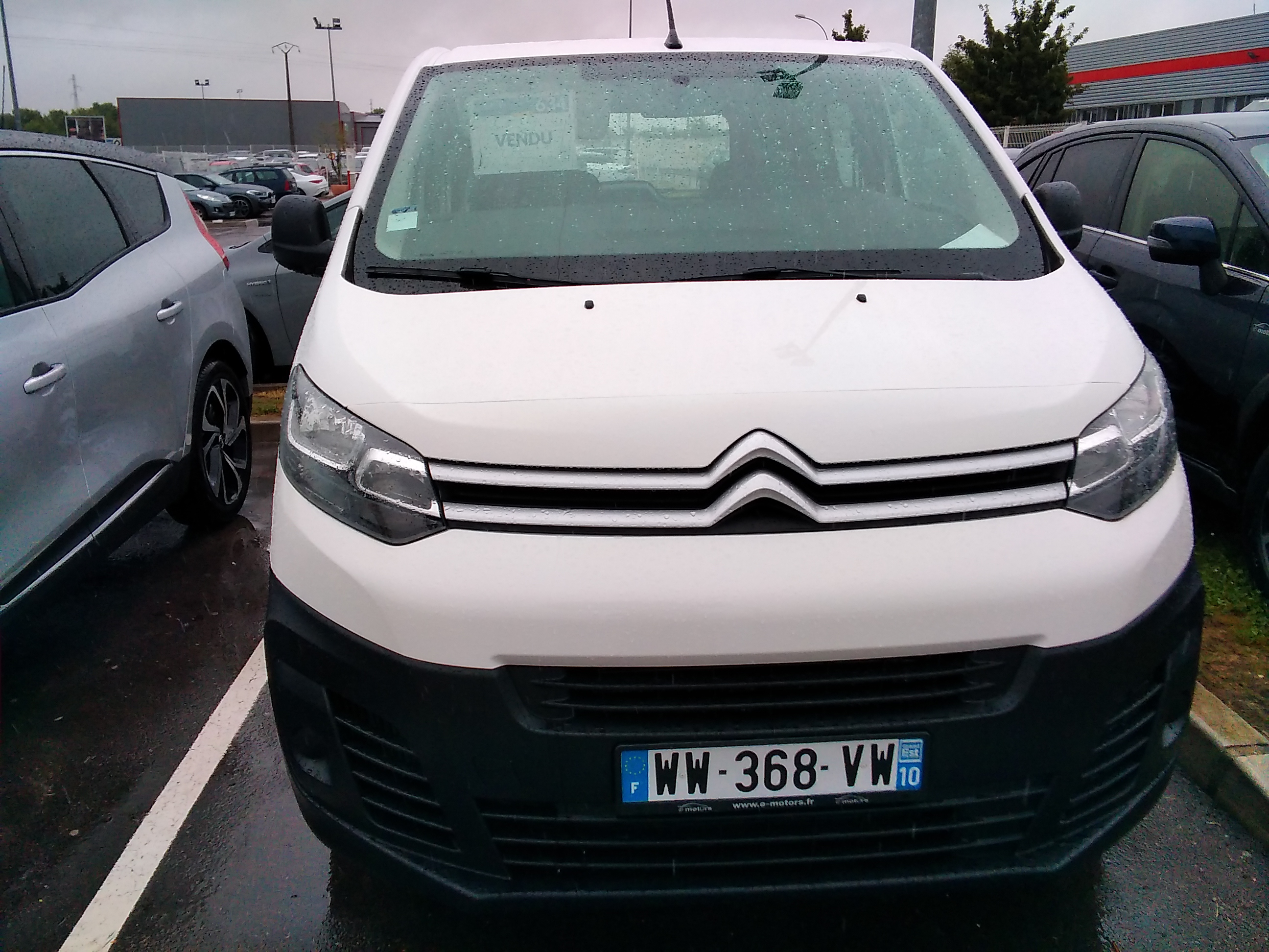 Avis-mandataire-auto-Emotors-Citroen-Jumpy-combi-Confort-xs-bluehdi-150-s-s-2places.