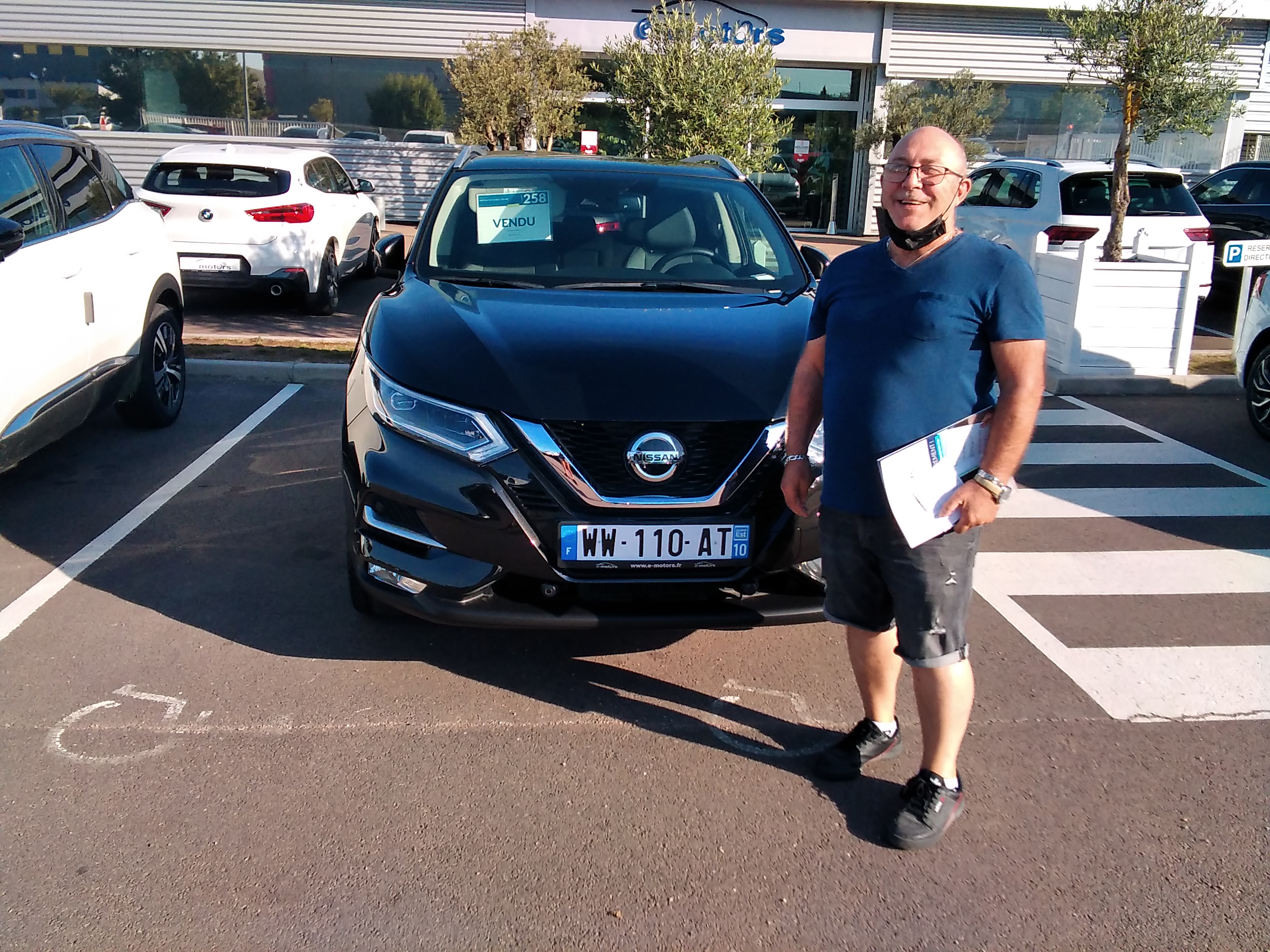 Avis-mandataire-auto-Emotors-Nissan-Qashqai-Tekna-dig-t-140-4x2.