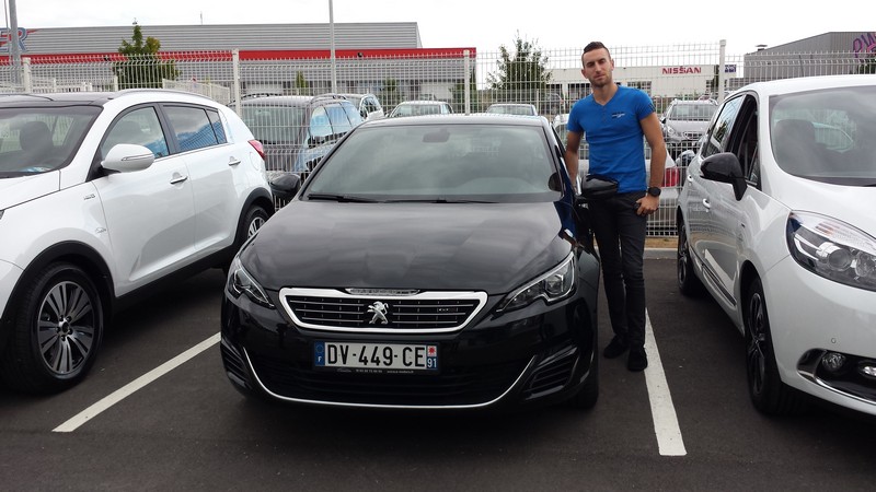 Avis-mandataire-auto-Emotors--Peugeot-308-gt-bluehdi-180-eat-.