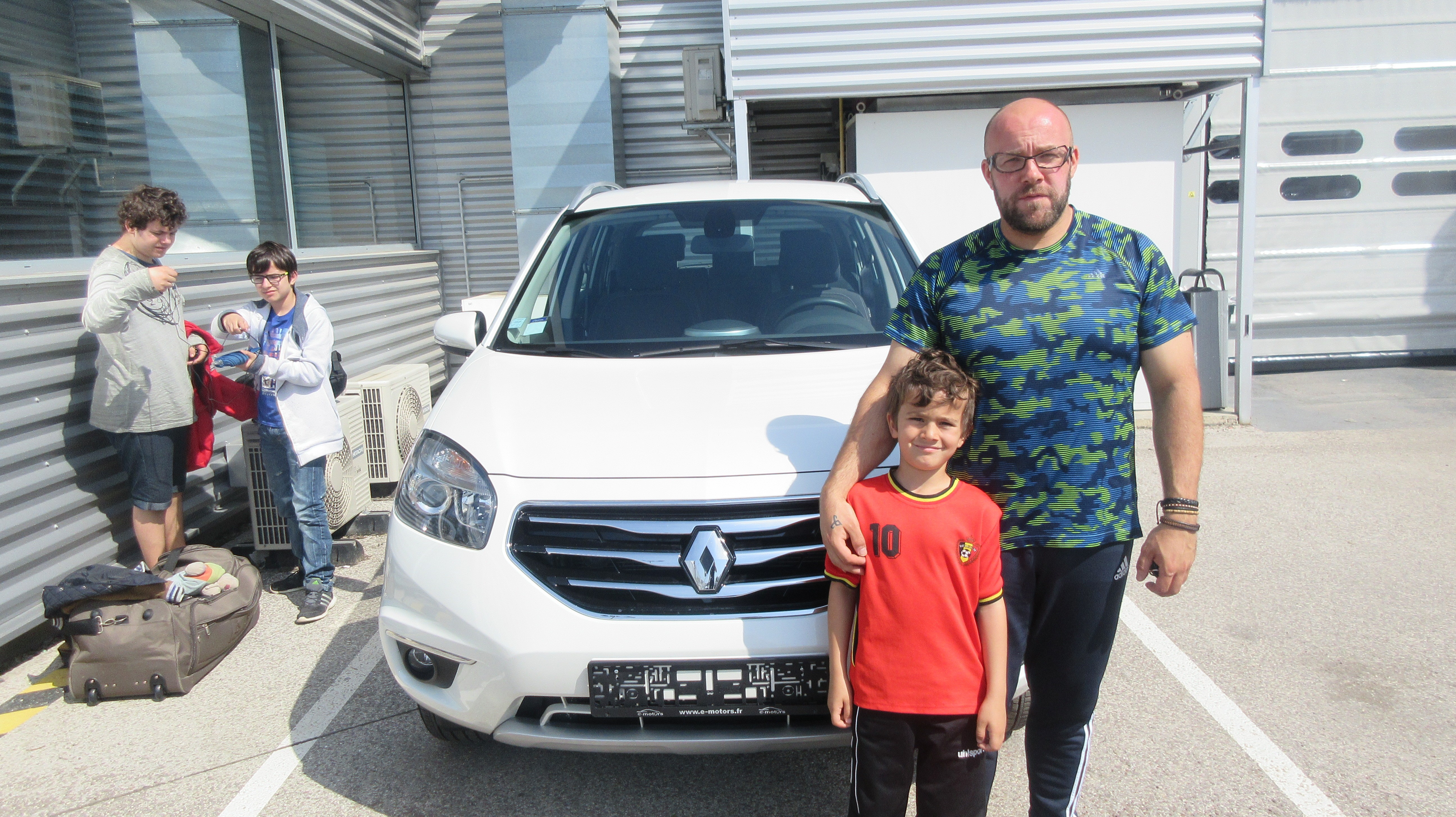 Avis-mandataire-auto-Emotors-Renault-Koleos-Carminat-dci-150-4x2.