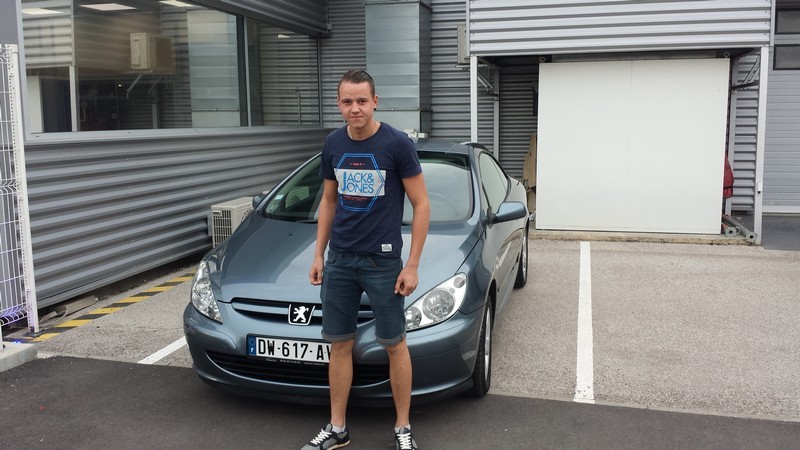 Avis-mandataire-auto-Emotors--Peugeot-307-cc-sport-2-0-essence-.