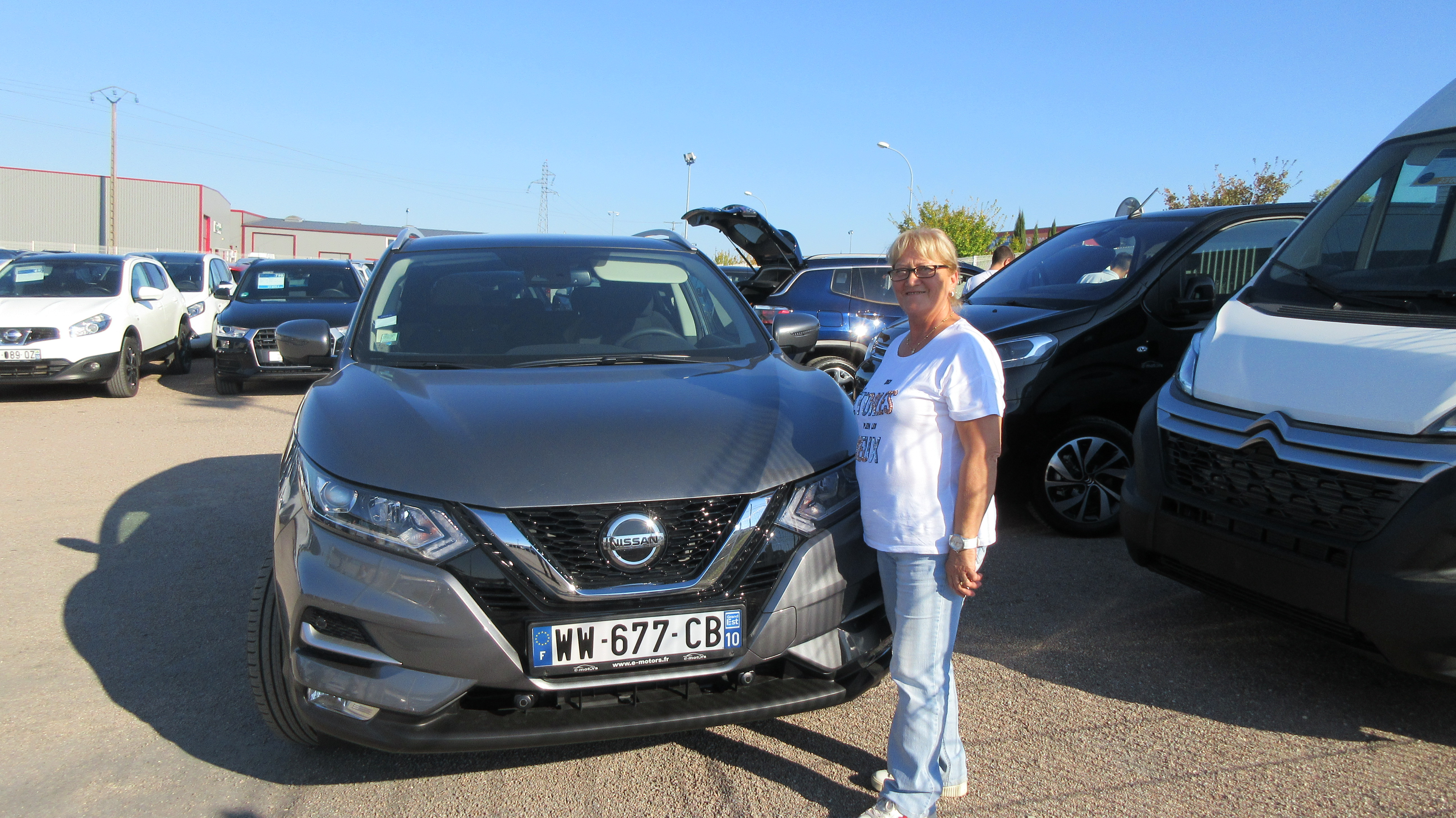 Avis-mandataire-auto-Emotors-Nissan-Qashqai-N-connecta-dci-130-4x2-plus-pack-design.