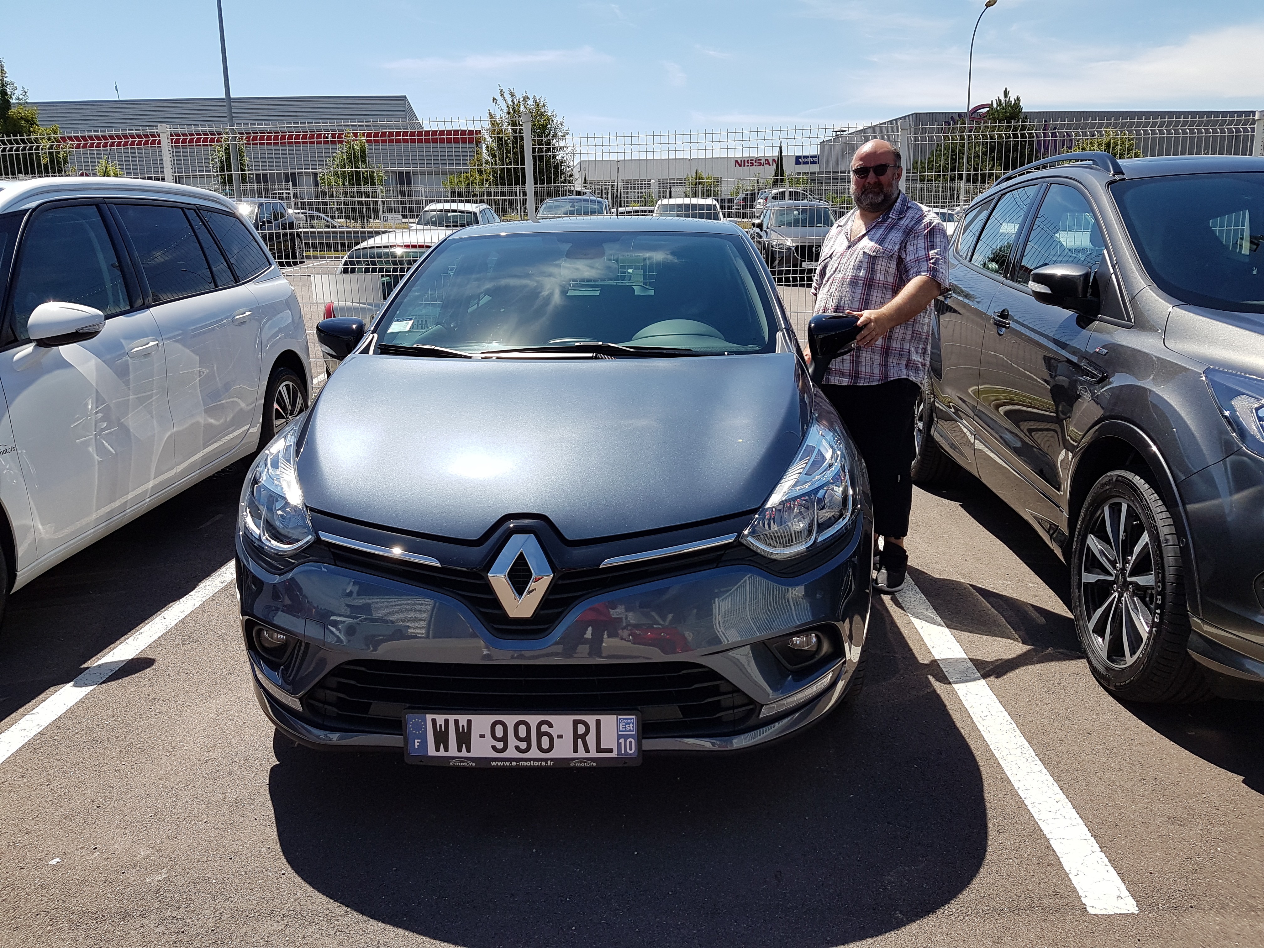 Avis-mandataire-auto-Emotors-Renault-Clio-Limited-dci-90-energy.