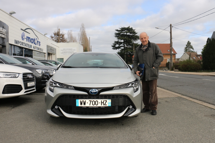 Avis-mandataire-auto-Emotors-Toyota-Corolla-hybride-Corolla-dynamic-hybride-122.