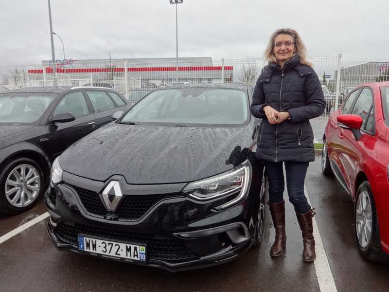 Avis-mandataire-auto-Emotors-Renault-Megane-iv-berline-M-gane-iv-berline-gt-tce-205-energy-edc-plus-toit-vitr.