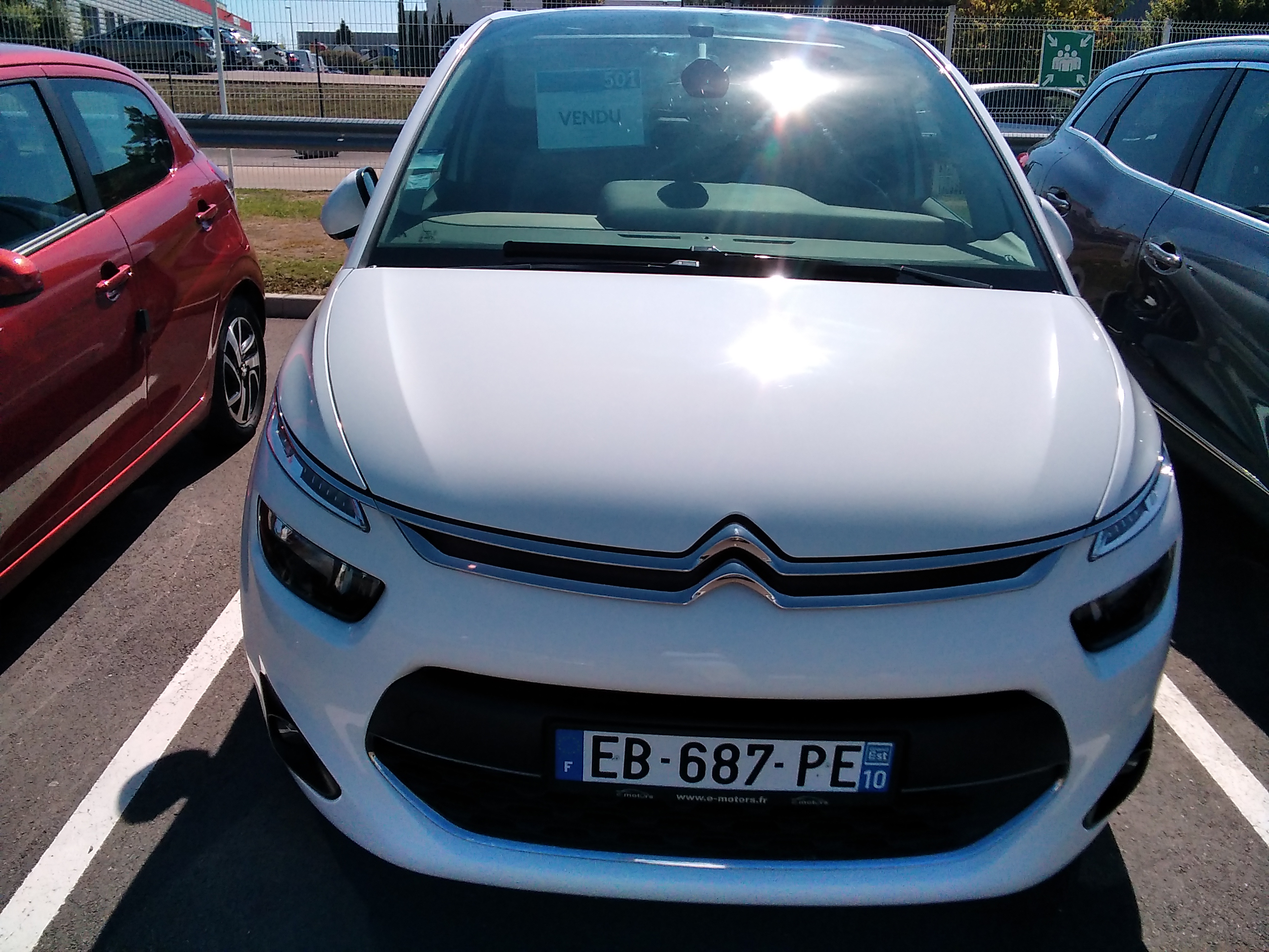 Avis-mandataire-auto-Emotors-Citroen-C4-picasso-Bluehdi-120-s-s-feel-edition.