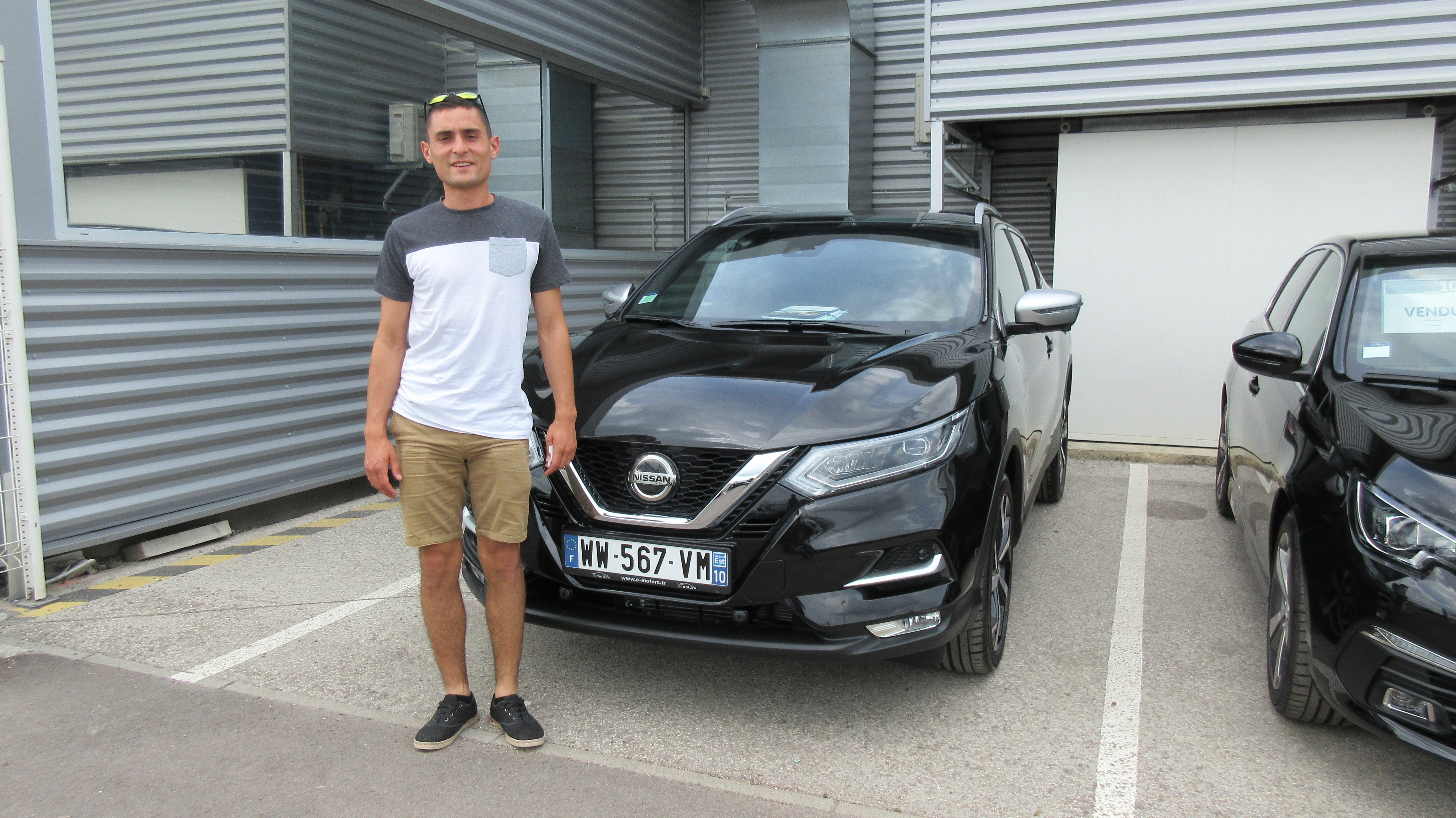 Avis-mandataire-auto-Emotors-Nissan-Qashqai-Tekna-plus-dci-130-xtronic-4x2.