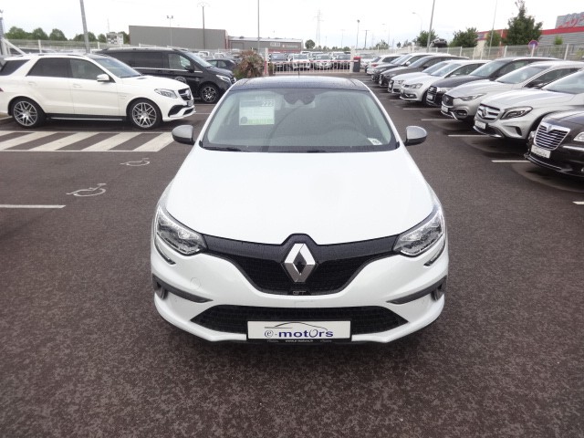 Avis-mandataire-auto-Emotors-Renault-Megane-iv-berline-M-gane-iv-berline-gt-tce-205-energy-edc-plus-bose-toit-vitr.