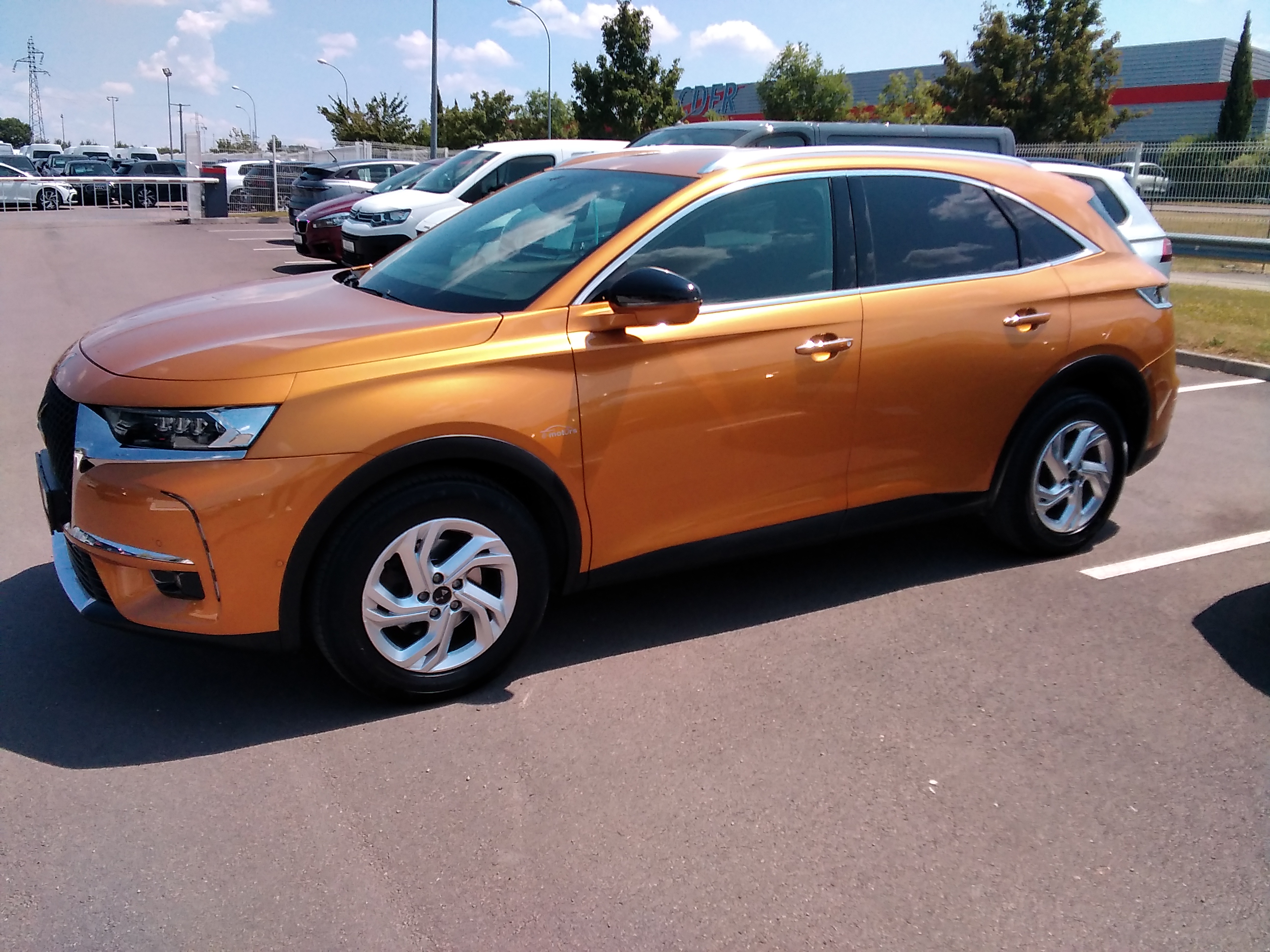 Avis-mandataire-auto-Emotors-Ds-Ds7-crossback-So-chic-bluehdi-130-drive-efficiency.