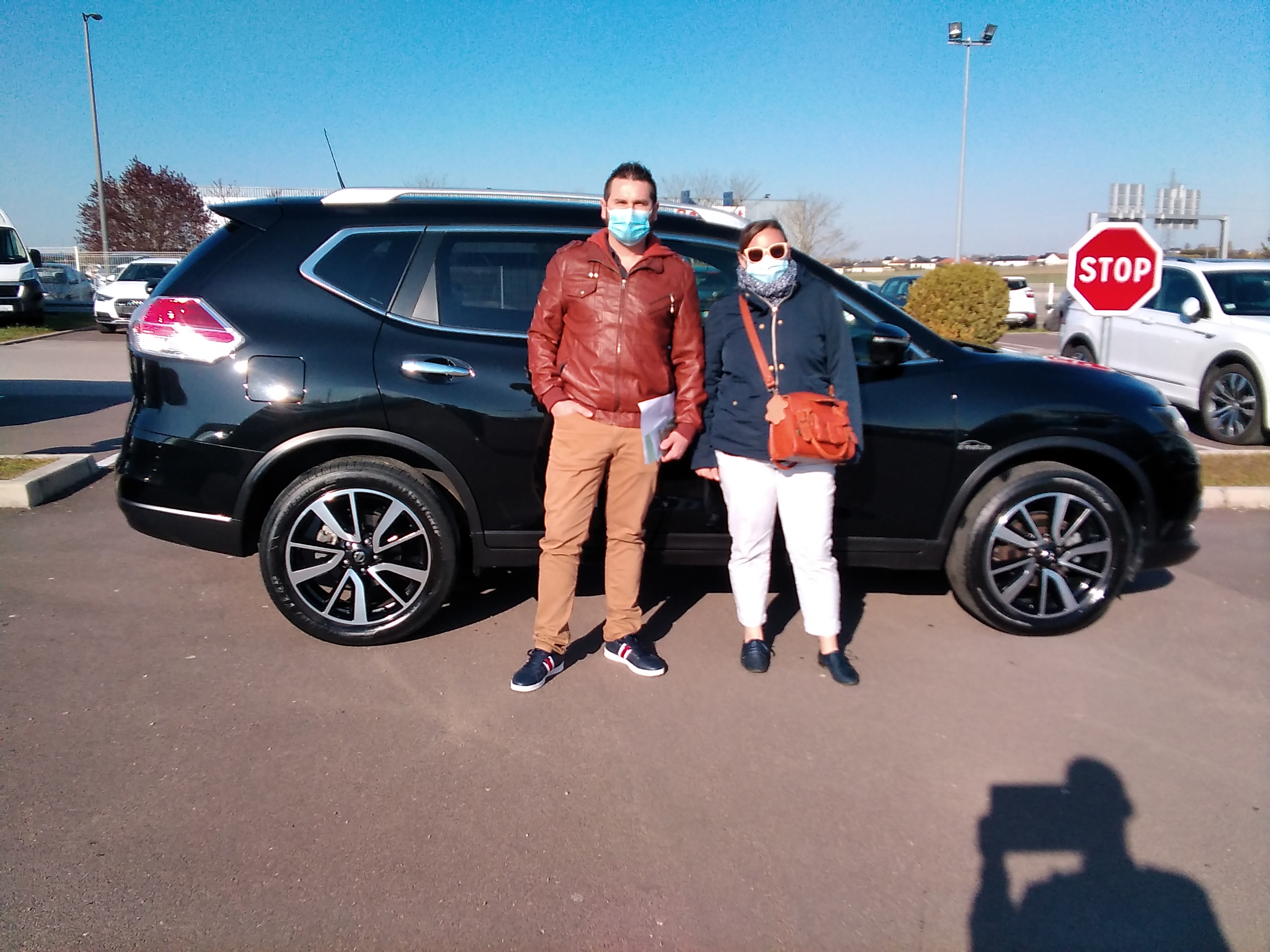 Avis-mandataire-auto-Emotors-Nissan-X-trail-1-6-dci-130-5pl-n-connecta.