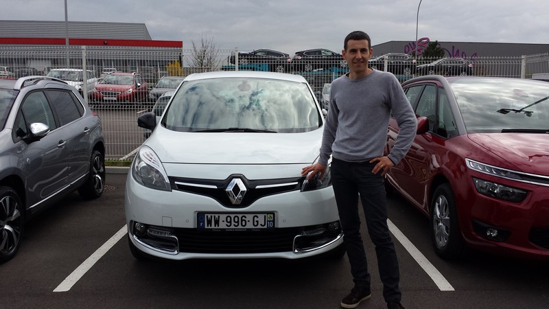 Avis-mandataire-auto-Emotors--Renault-scenic-iii-.