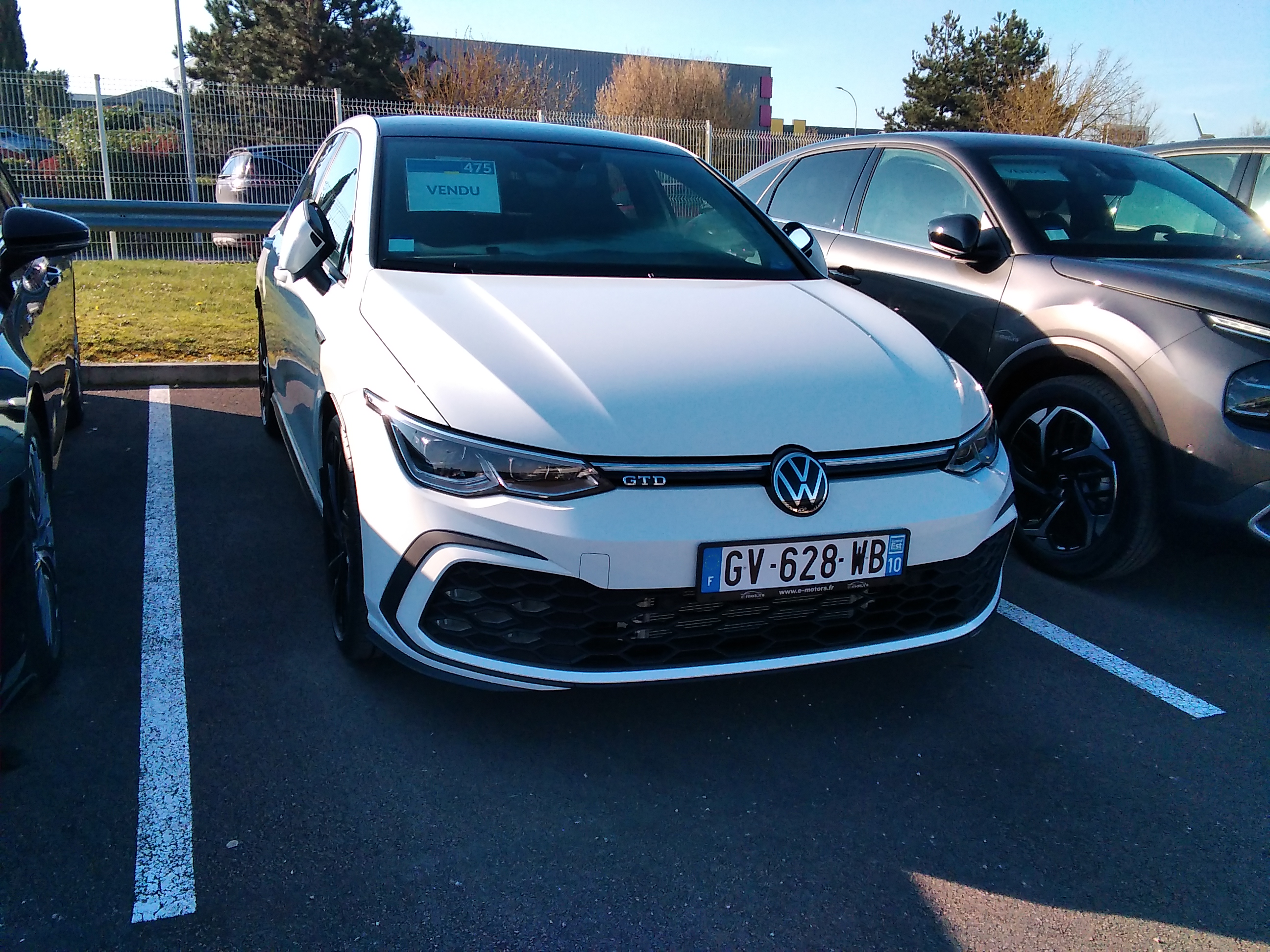 Avis-mandataire-auto-Emotors-Volkswagen-Golf-Tdi-200-dsg7-gtd-plus-toit-plus-ja19.