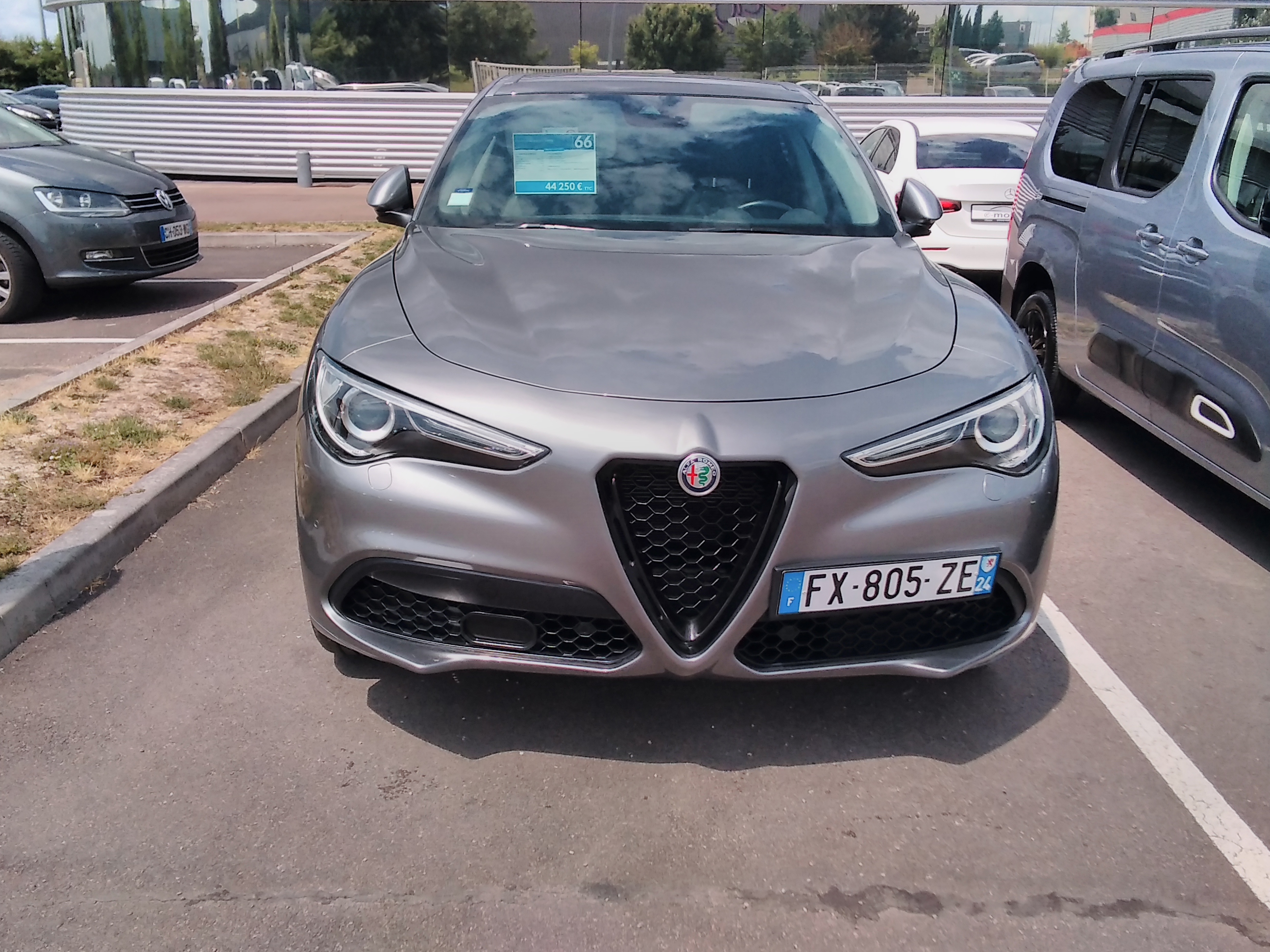 Avis-mandataire-auto-Emotors-Alfa romeo-Stelvio-2-2-210-ch-q4-at8-veloce.