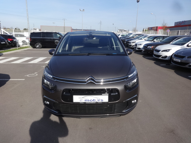 Avis-mandataire-auto-Emotors-Citroen-Grand-c4-picasso-Shine-bluehdi-120-eat6.