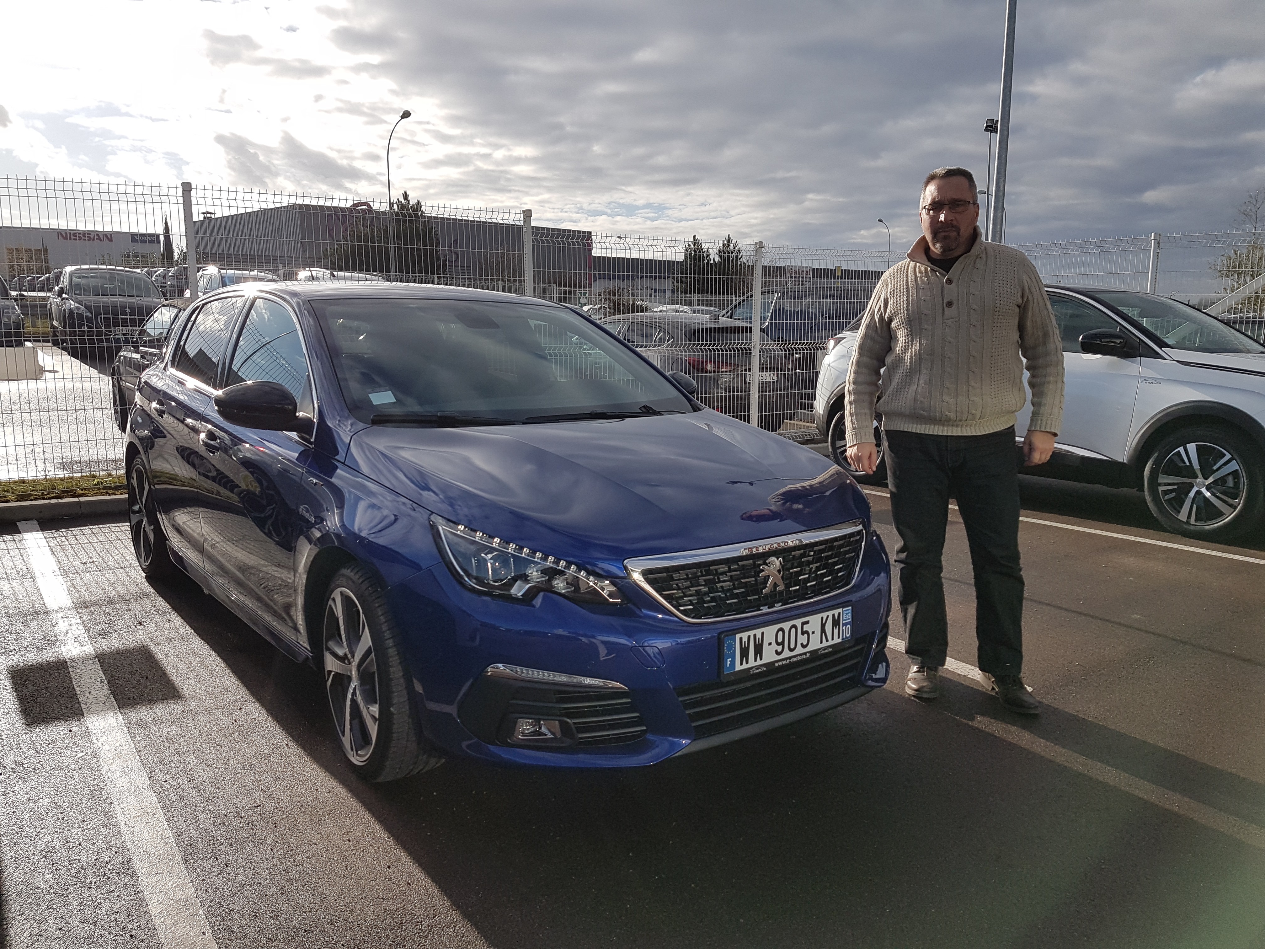 Avis-mandataire-auto-Emotors-Peugeot-308-Gt-thp-205.