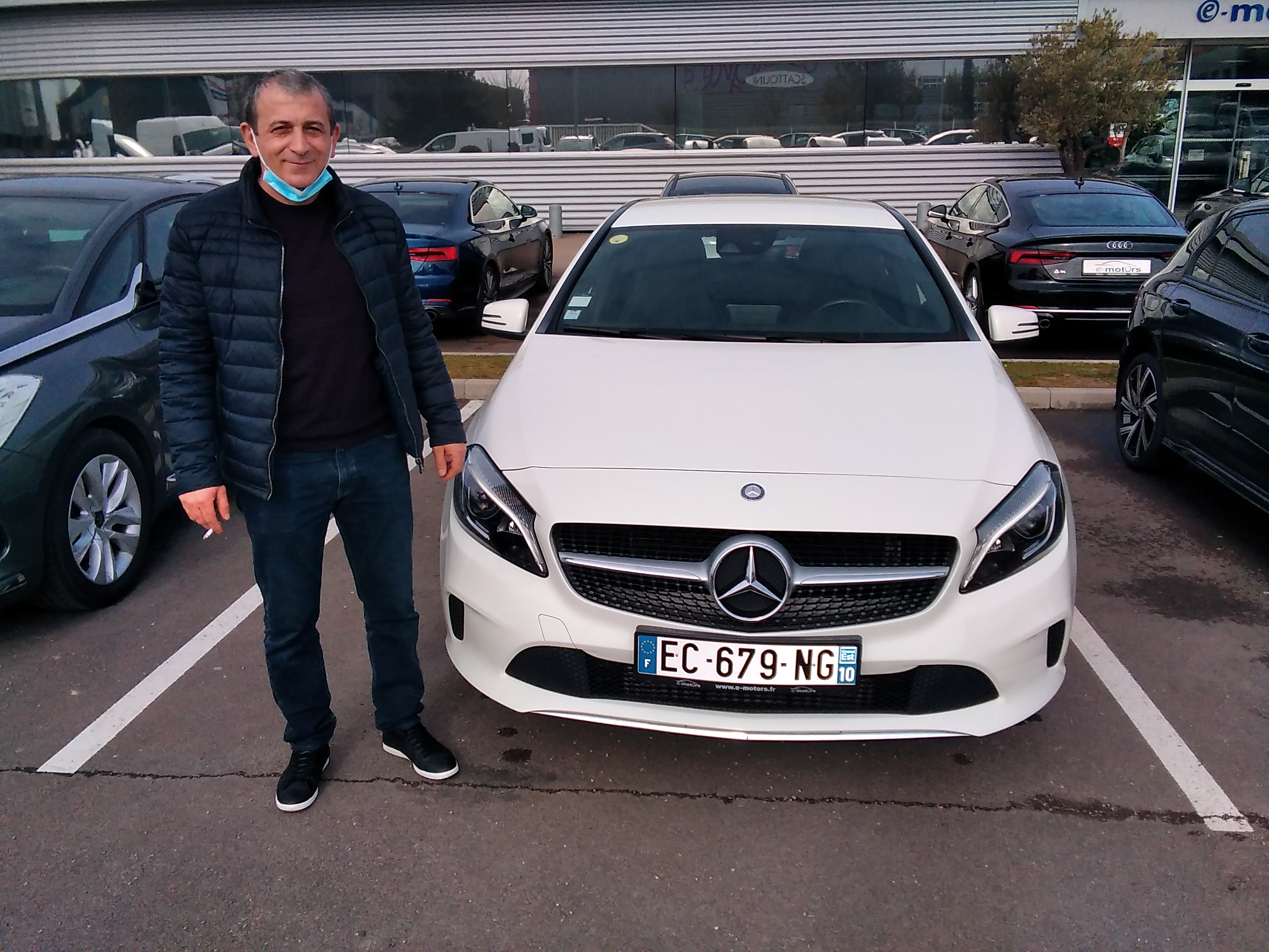 Avis-mandataire-auto-Emotors-Mercedes-Classe-a-200-d-7g-dct-sensation.