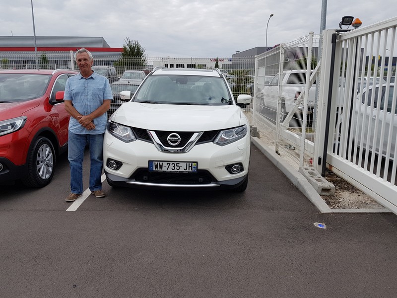 Avis-mandataire-auto-Emotors-Nissan-X-trail-Tekna-dci-130-xtronic-5pl-4x2.