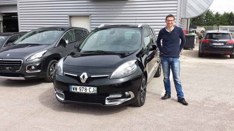 Avis-mandataire-auto-Emotors--Renault-grand-sc-nic-iii-bose-dci-130-energy-7places-.
