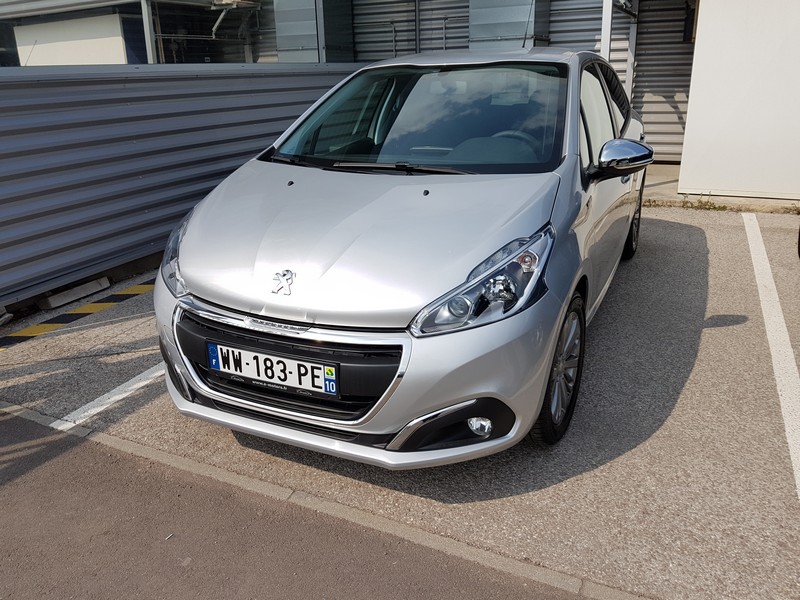 Avis-mandataire-auto-Emotors-Peugeot-208-Style-puretech-82-5p.