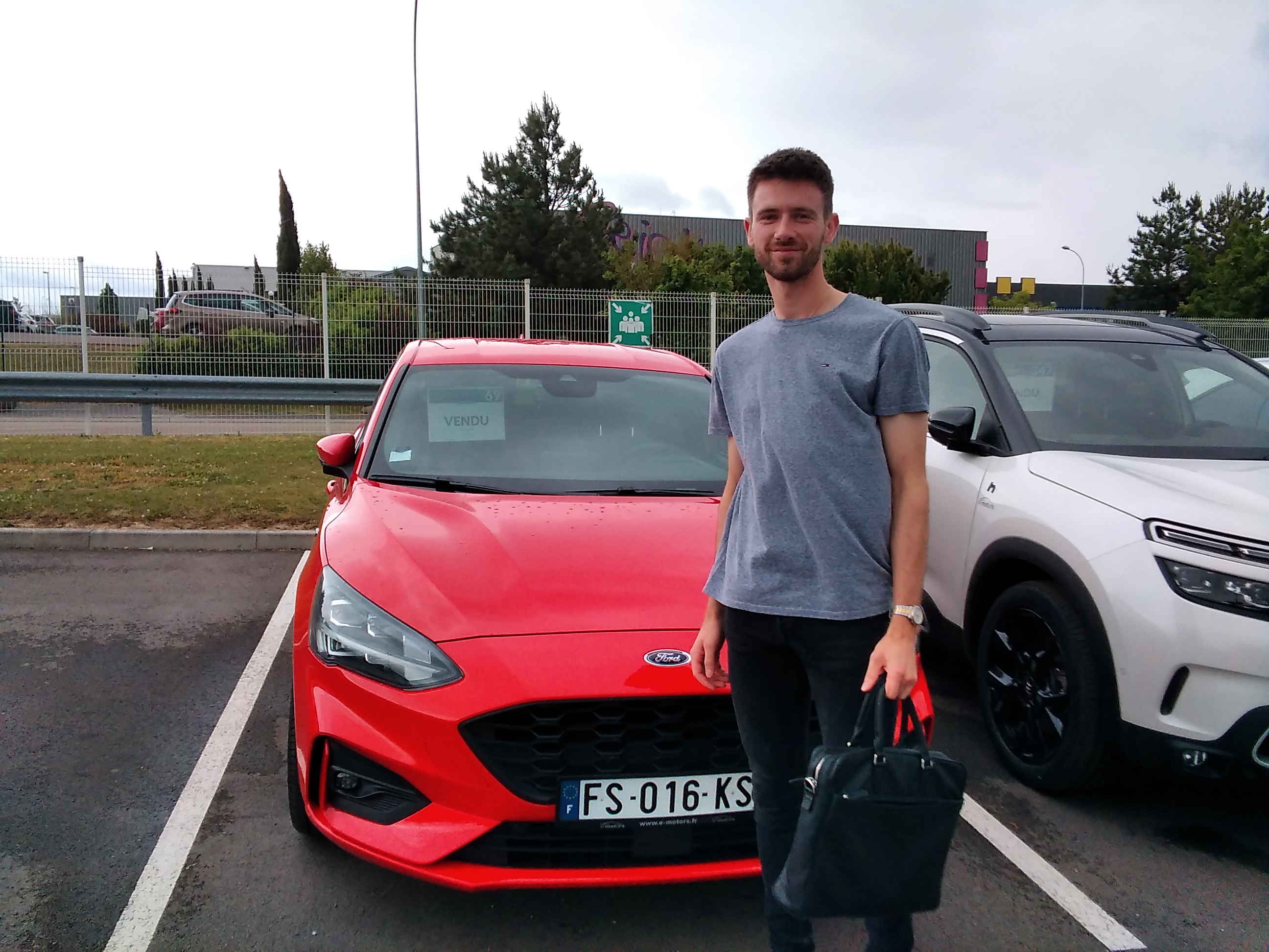 Avis-mandataire-auto-Emotors-Ford-Focus-1-0-ecoboost-125-s-s-st-line.