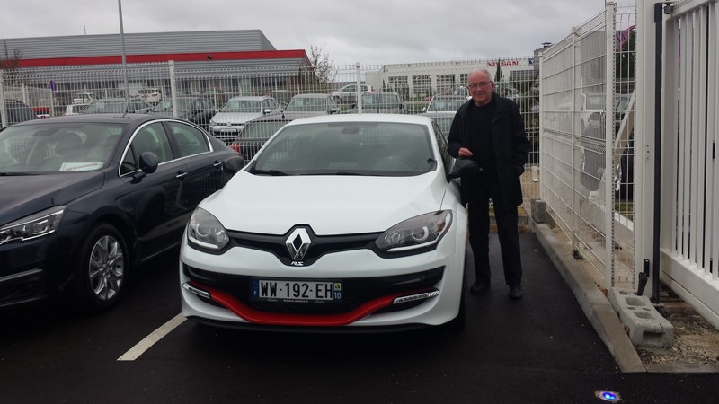 Avis-mandataire-auto-Emotors--Renault-megane-iii-coup-rs-2-0t-265-s-s-.