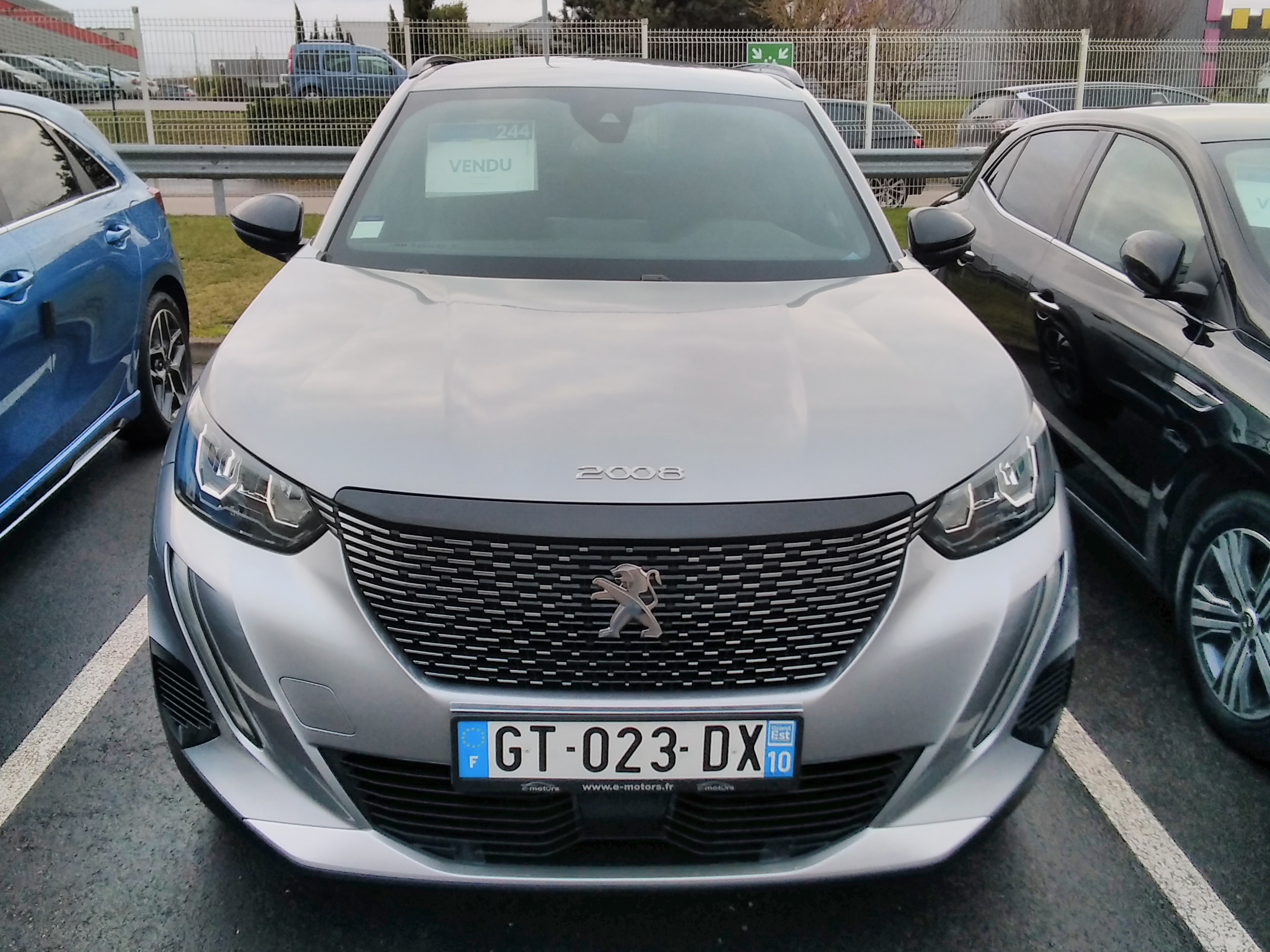 Avis-mandataire-auto-Emotors-Peugeot-2008-Puretech-100-s-s-bvm6-allure-plus-cam-ra-de-recul.