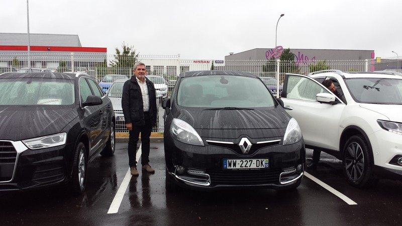 Avis-mandataire-auto-Emotors--Renault-scenic-iii-bose-dci-110-edc-.