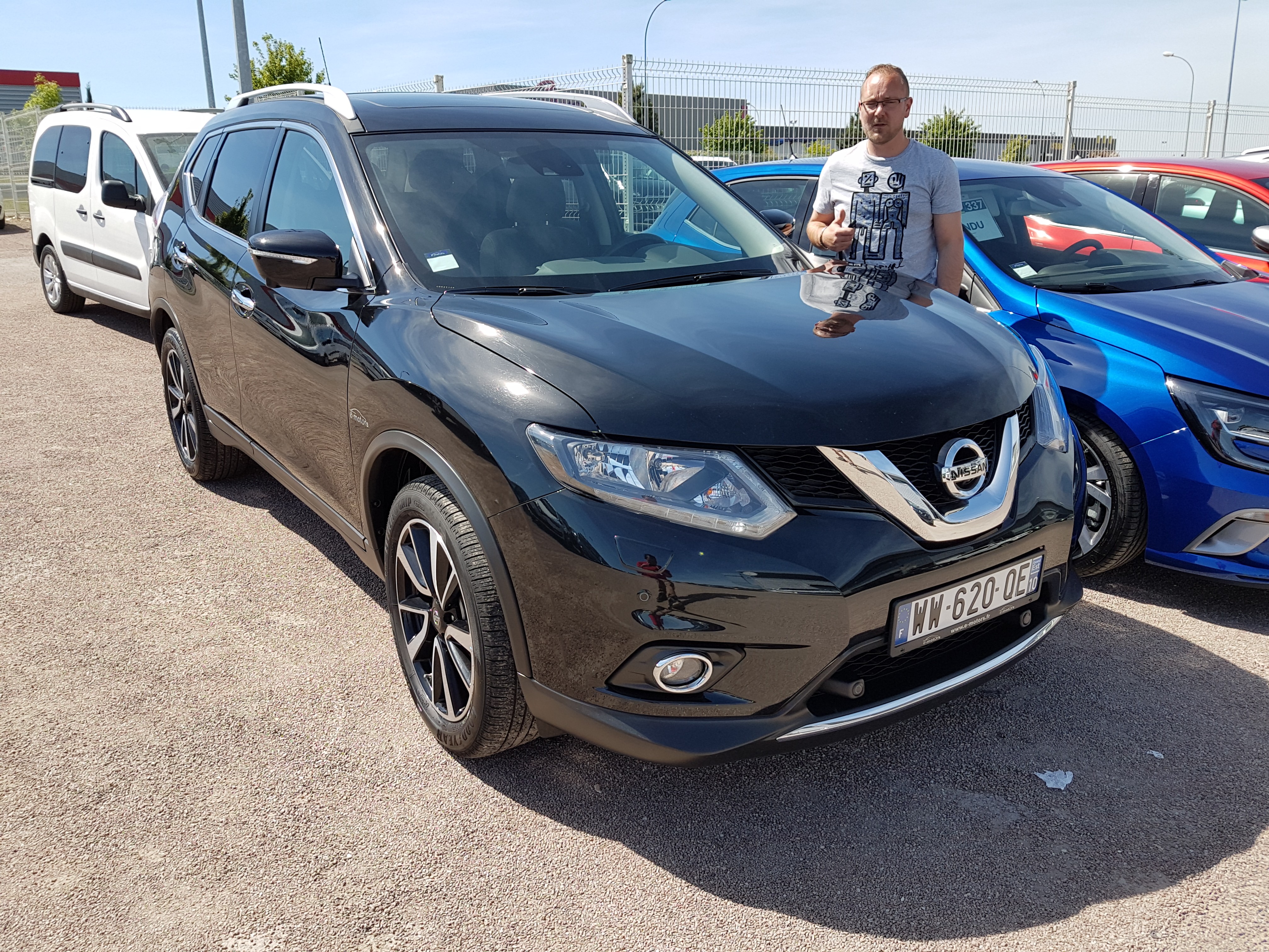 Avis-mandataire-auto-Emotors-Nissan-X-trail-N-connecta-dci-130-xtronic-7pl-4x2.