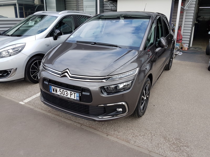 Avis-mandataire-auto-Emotors-Citroen-C4-picasso-Shine-thp-165-s-s-eat6.