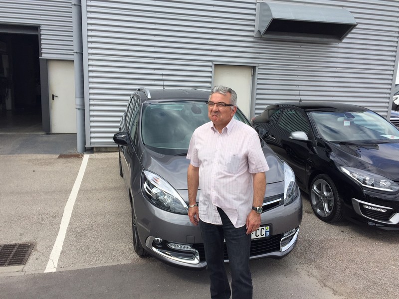 Avis-mandataire-auto-Emotors--Renault-grand-sc-nic-iii-bose-dci-110-edc-7places-.