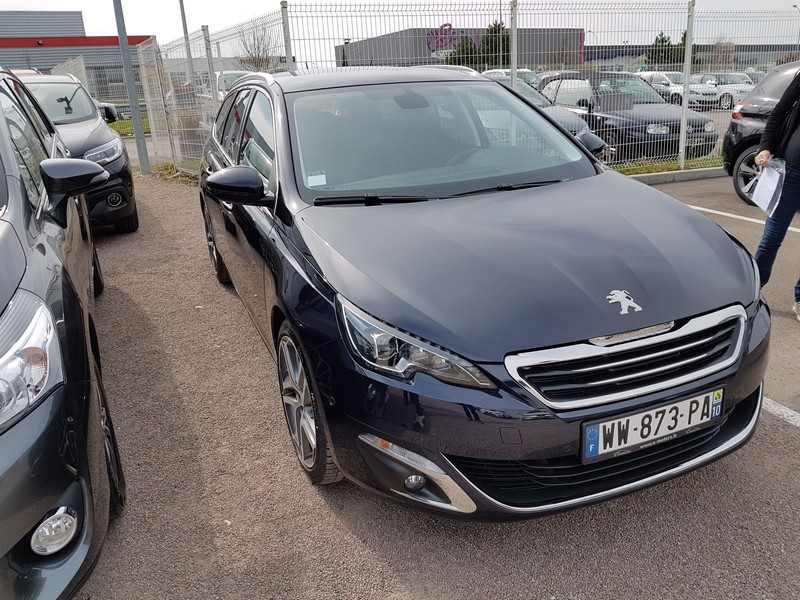 Avis-mandataire-auto-Emotors-Peugeot-308-sw-Allure-bluehdi-150-eat6-plus-jantes-18.