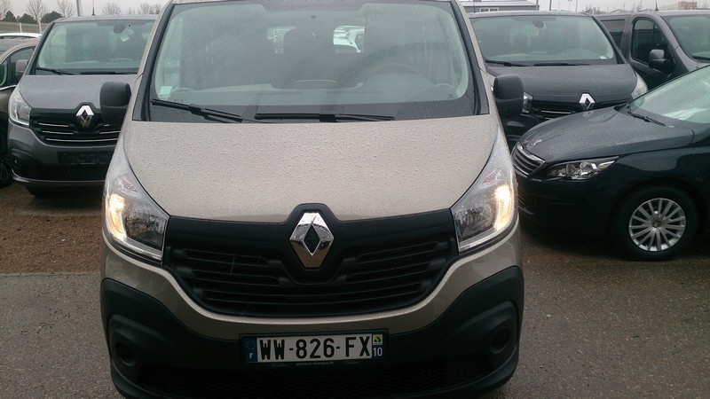 Avis-mandataire-auto-Emotors--Renault-trafic-cabine-approfondie-grand-confort-l2h1-dci-140-energy-plus-gps-eu-.