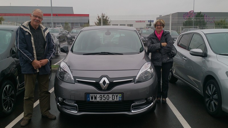 Avis-mandataire-auto-Emotors--Renault-scenic-iii-bose-dci-110-edc-.