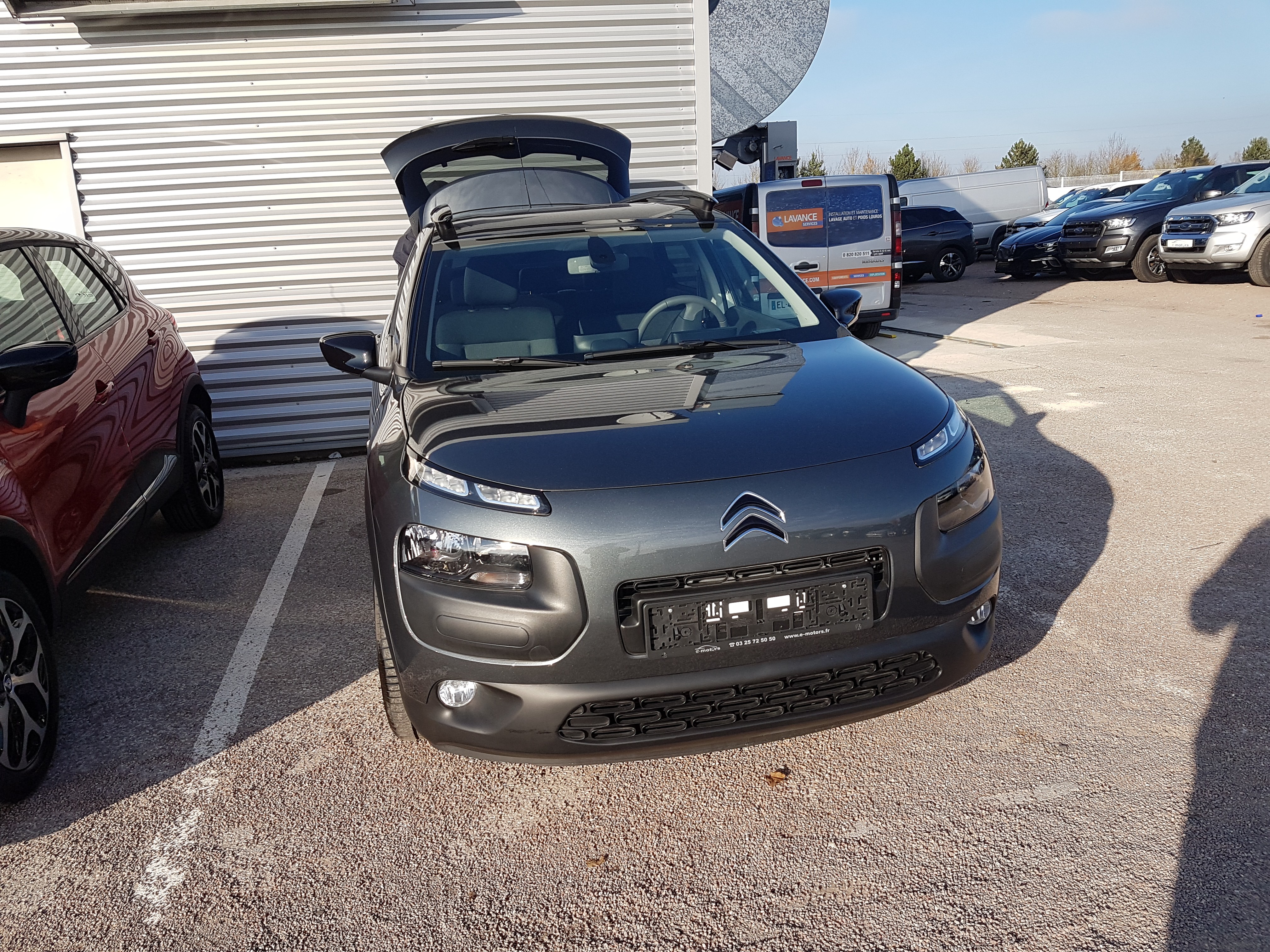 Avis-mandataire-auto-Emotors-Citroen-C4-cactus-Shine-bluehdi-100-s-s.