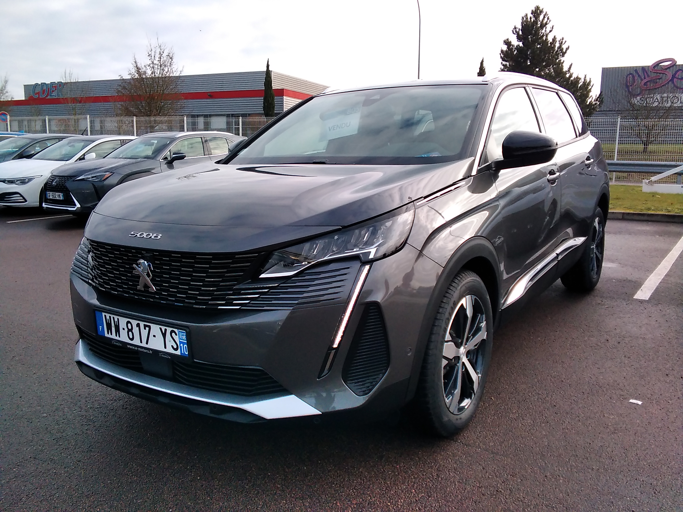 Avis-mandataire-auto-Emotors-Peugeot-5008-Puretech-130-eat8-allure-pack-plus-grip-plus-hml-plus-cam-360.