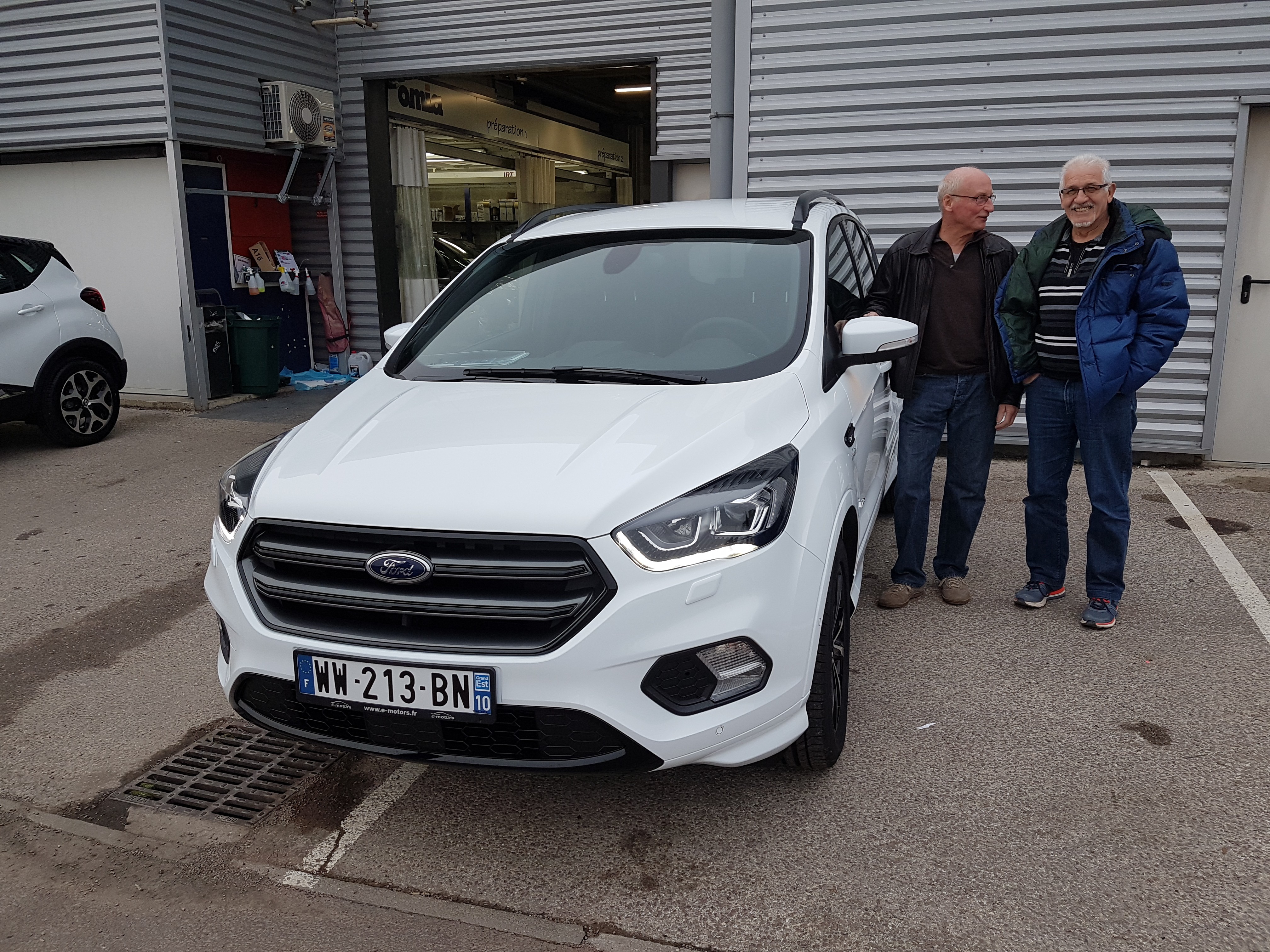 Avis-mandataire-auto-Emotors-Ford-Kuga-St-line-tdci-150-s-s-4x4.