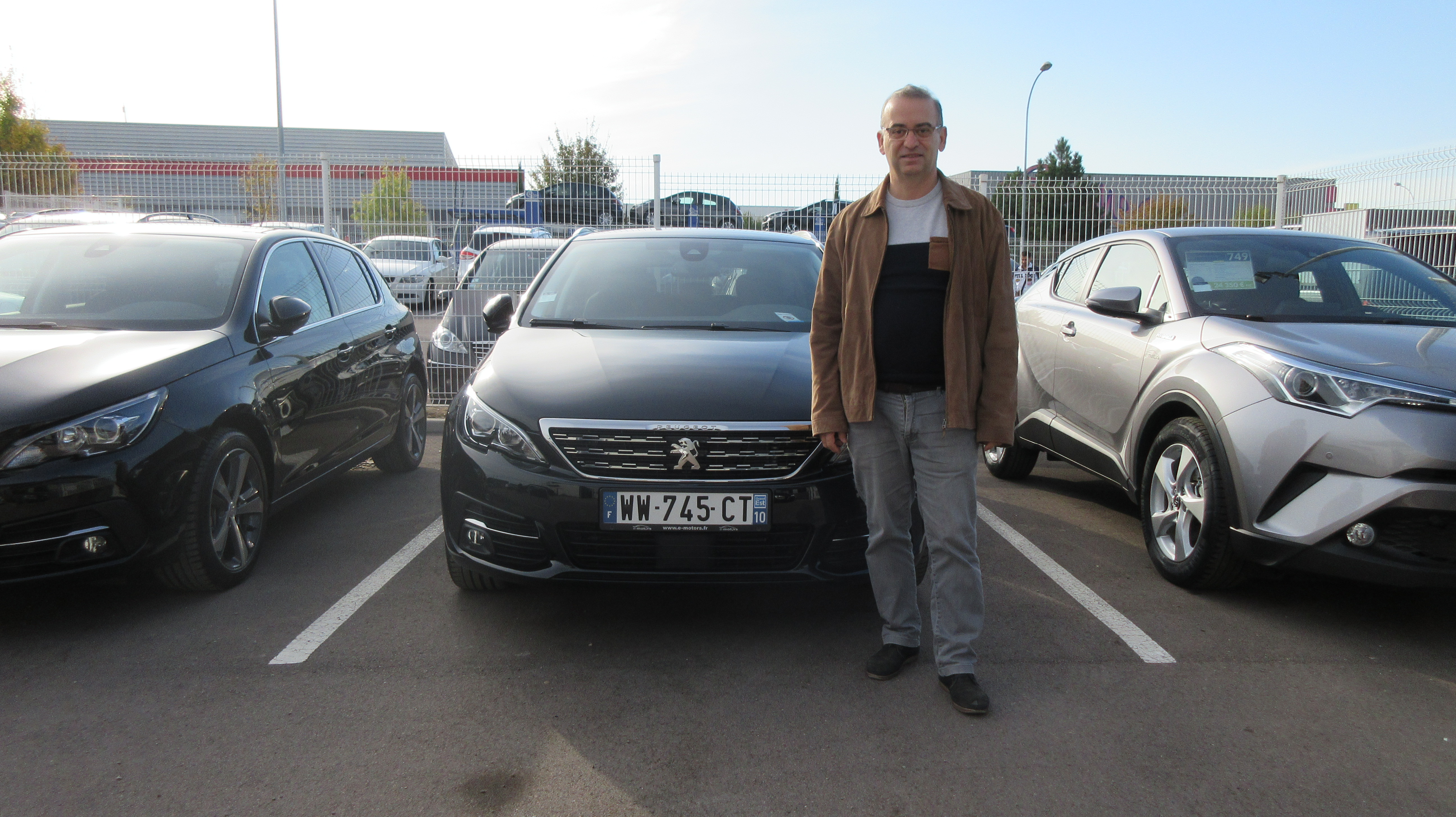 Avis-mandataire-auto-Emotors-Peugeot-308-sw-Allure-bluehdi-130-s-s.