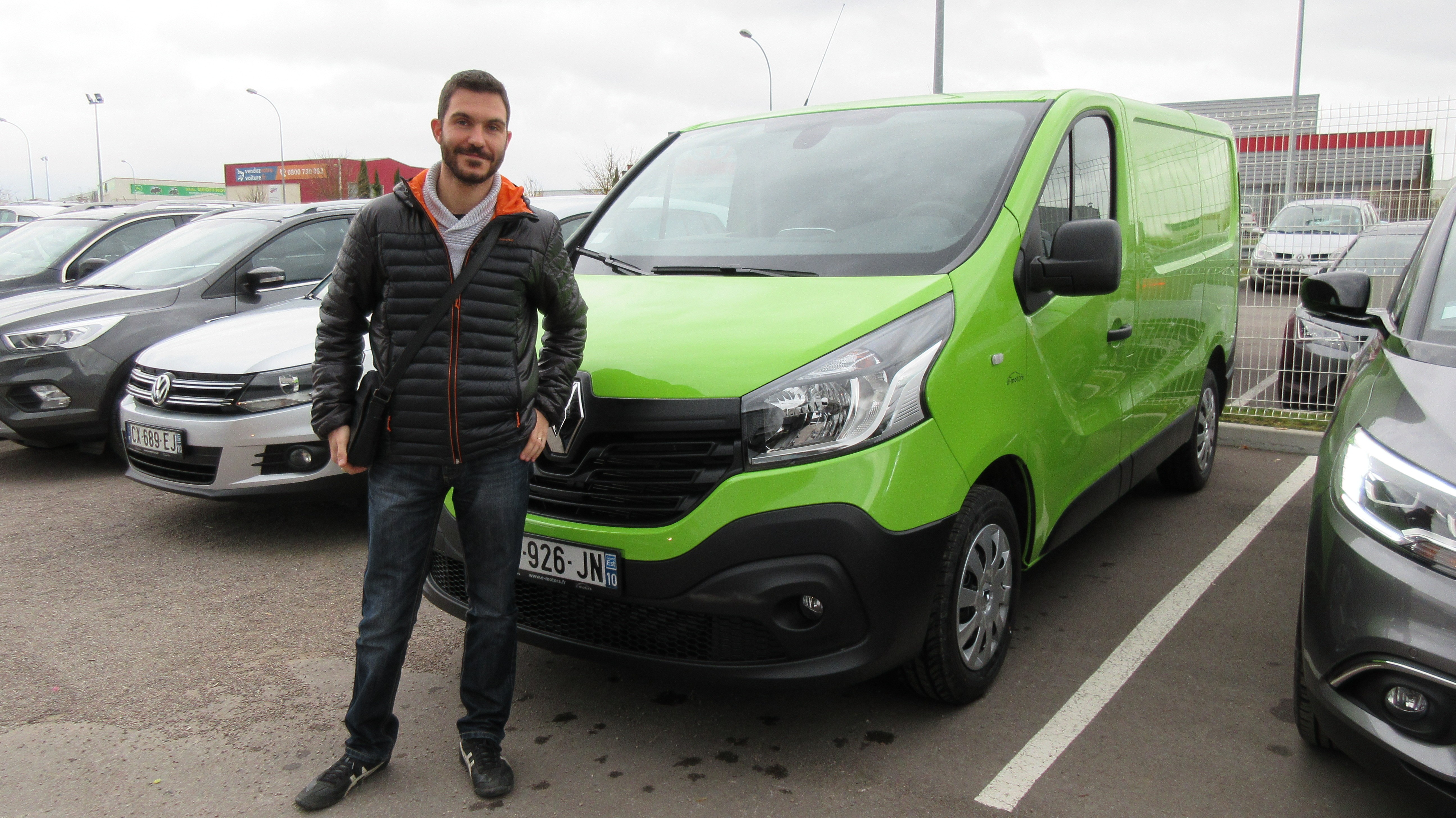 Avis-mandataire-auto-Emotors-Renault-Trafic-fourgon-Grand-confort-l1h1-1000kg-dci-120-plus-gps.