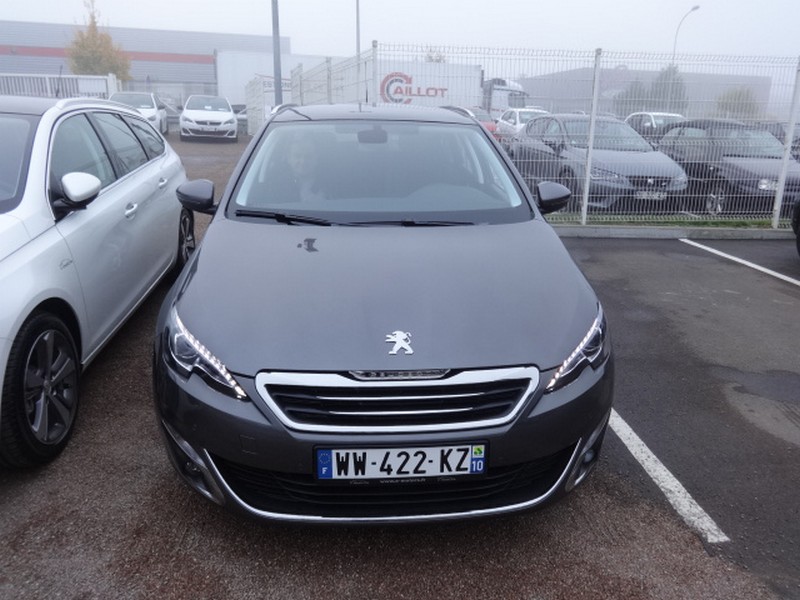 Avis-mandataire-auto-Emotors-Peugeot-308-sw-Allure-bluehdi-120-s-s-eat6.