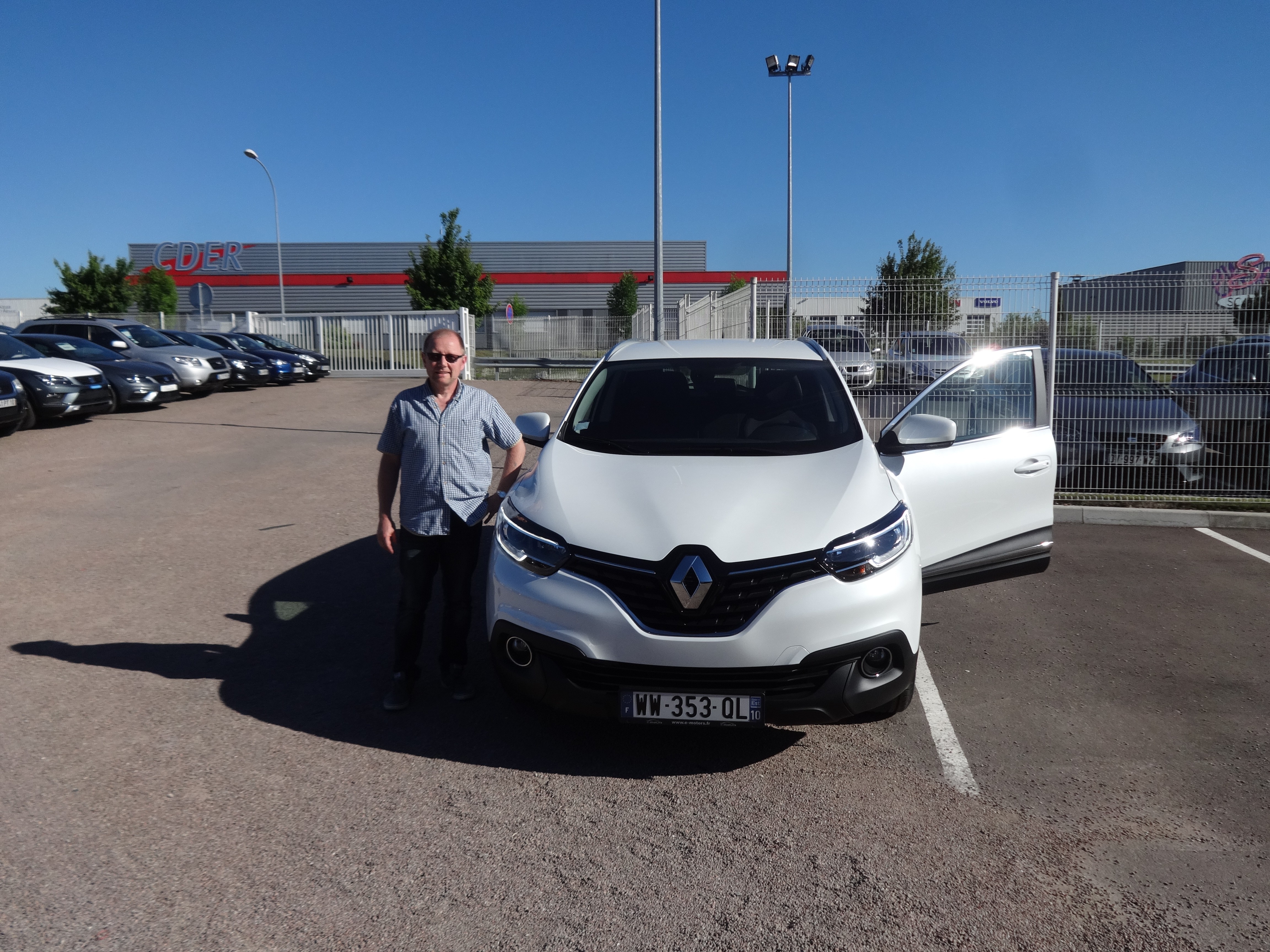 Avis-mandataire-auto-Emotors-Renault-Kadjar-Zen-dci-110-energy-edc-plus-gps.