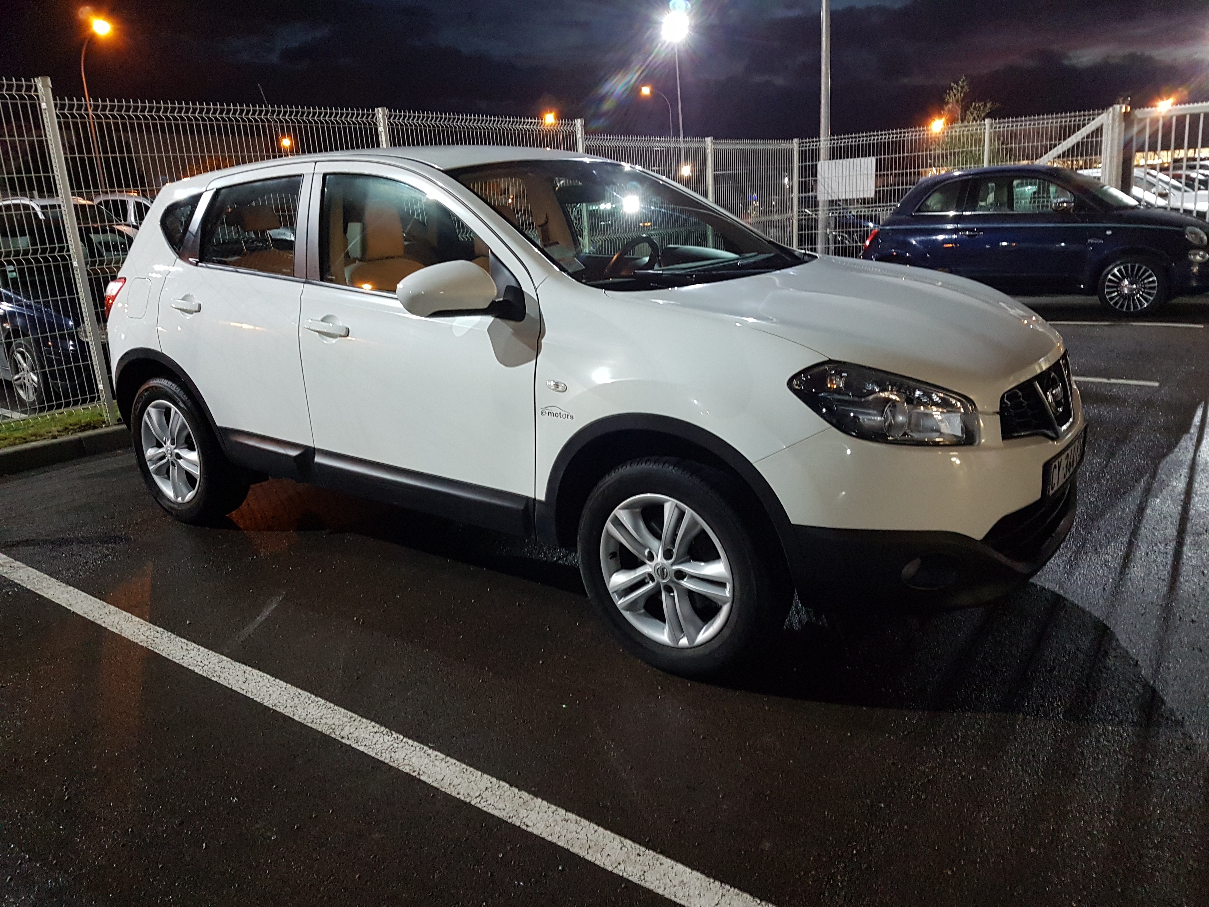 Avis-mandataire-auto-Emotors-Nissan-Qashqai-Acenta-navi-dci-110-4x2.